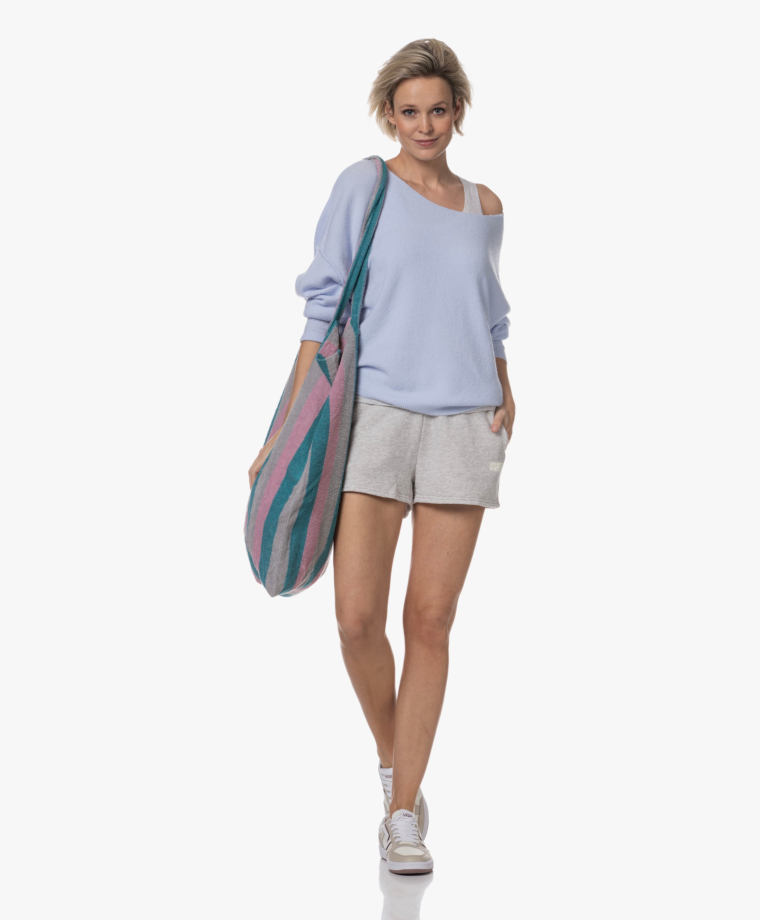 LOOK-538012
