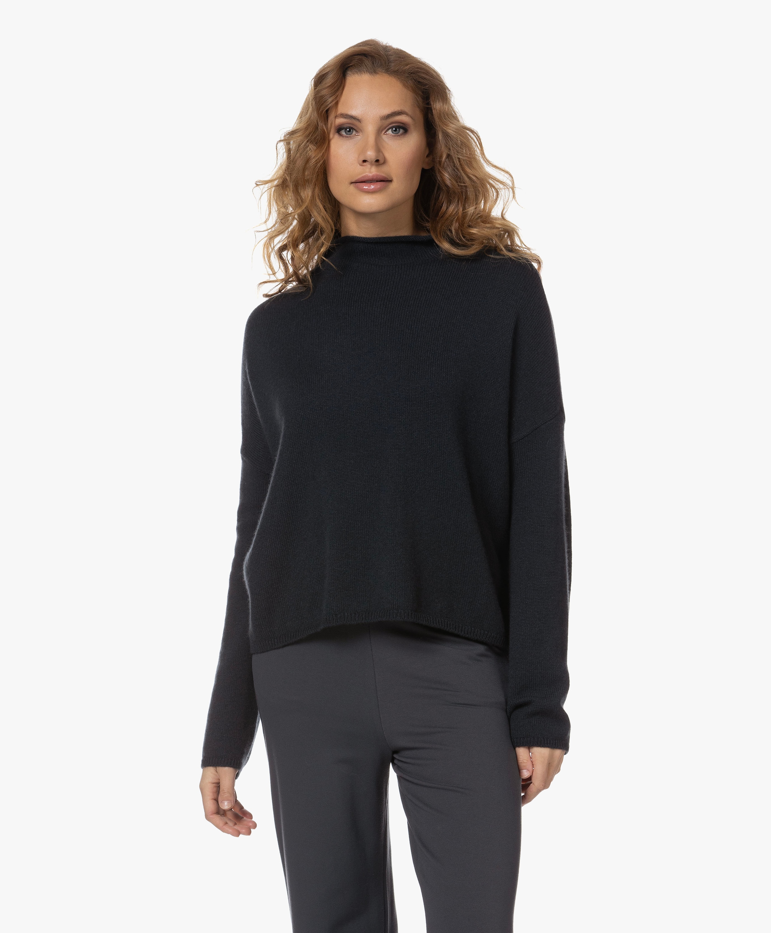 Sandy Cashmere Trechterhals Trui