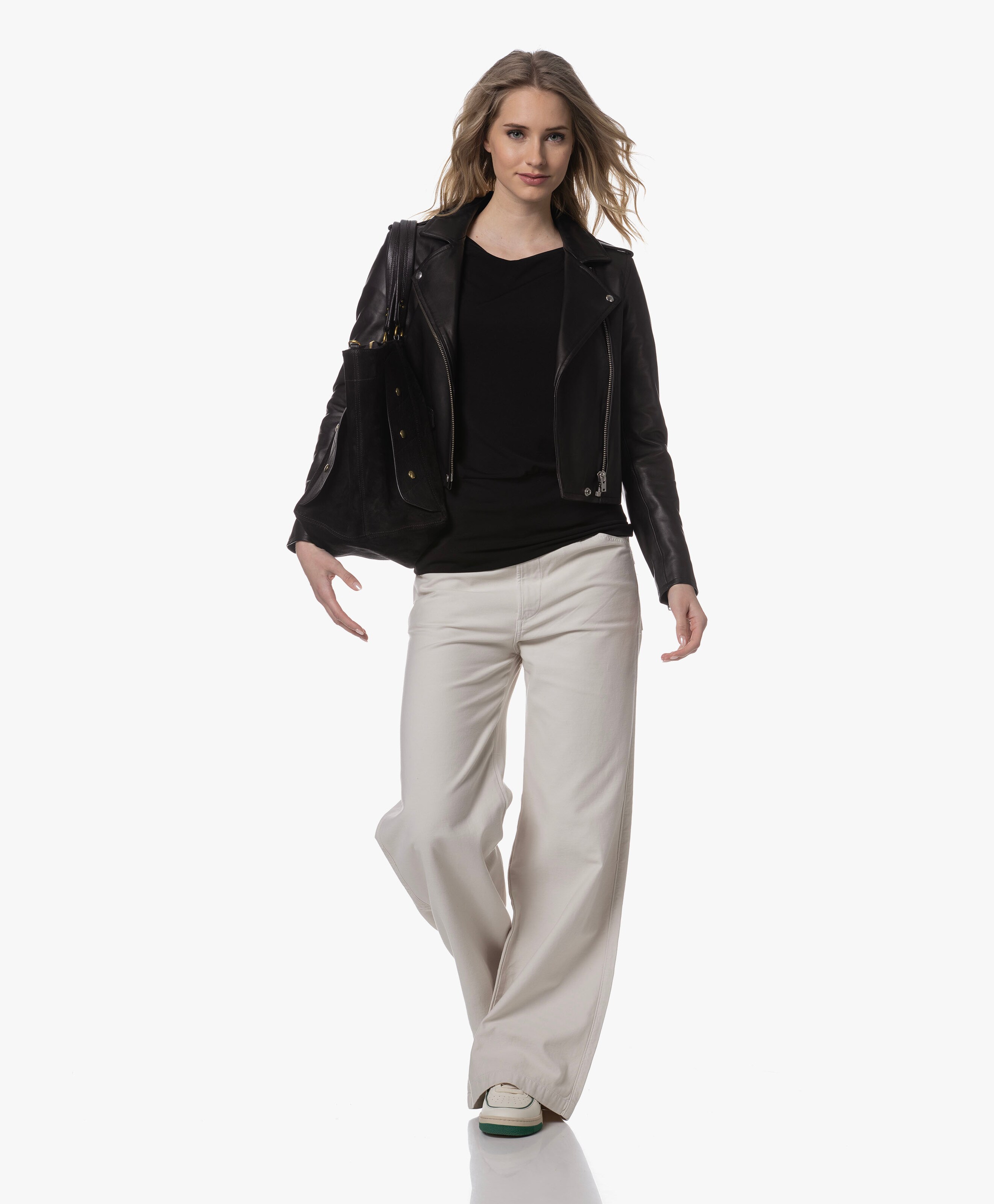 LOOK-553516