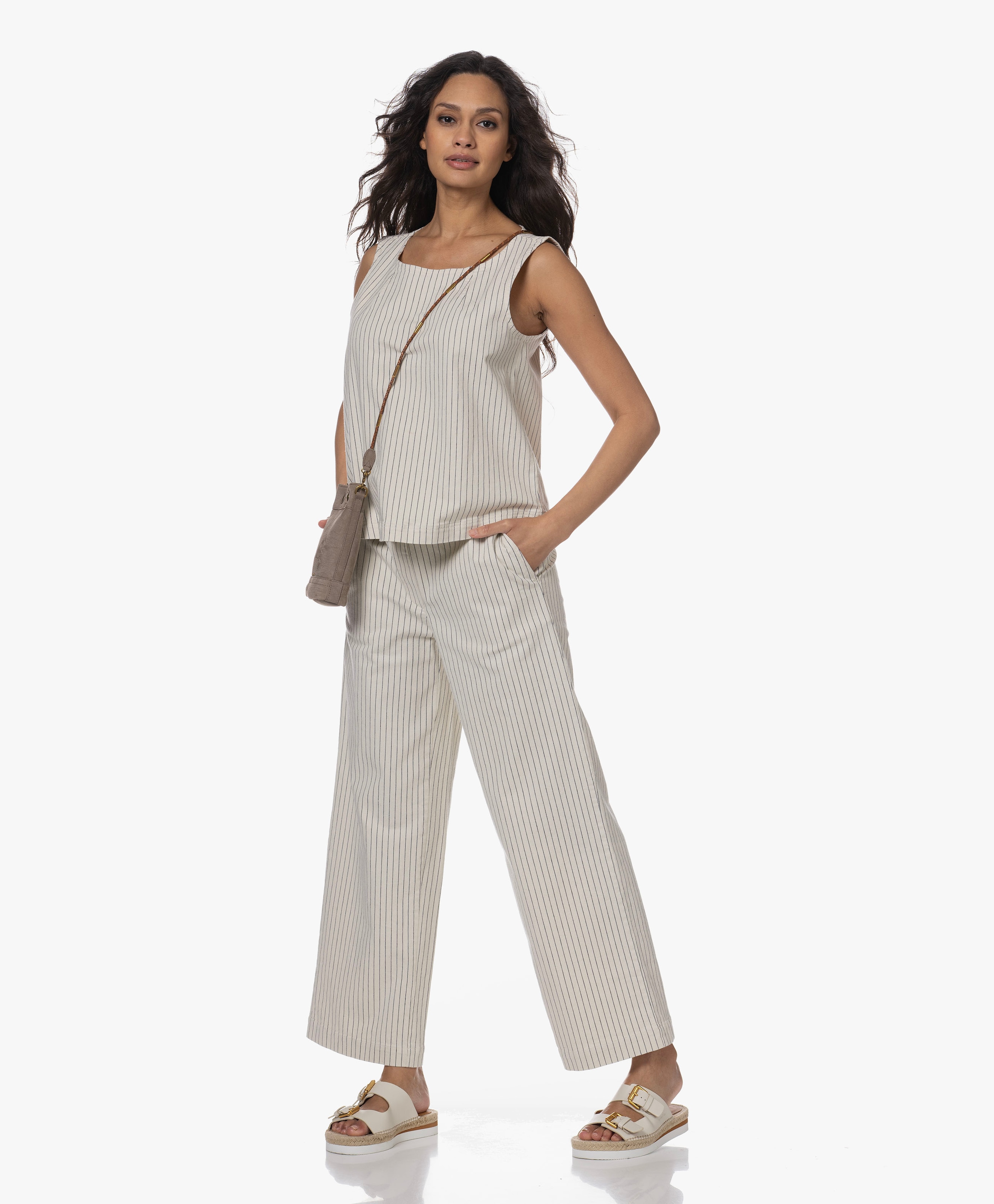 LOOK-547972
