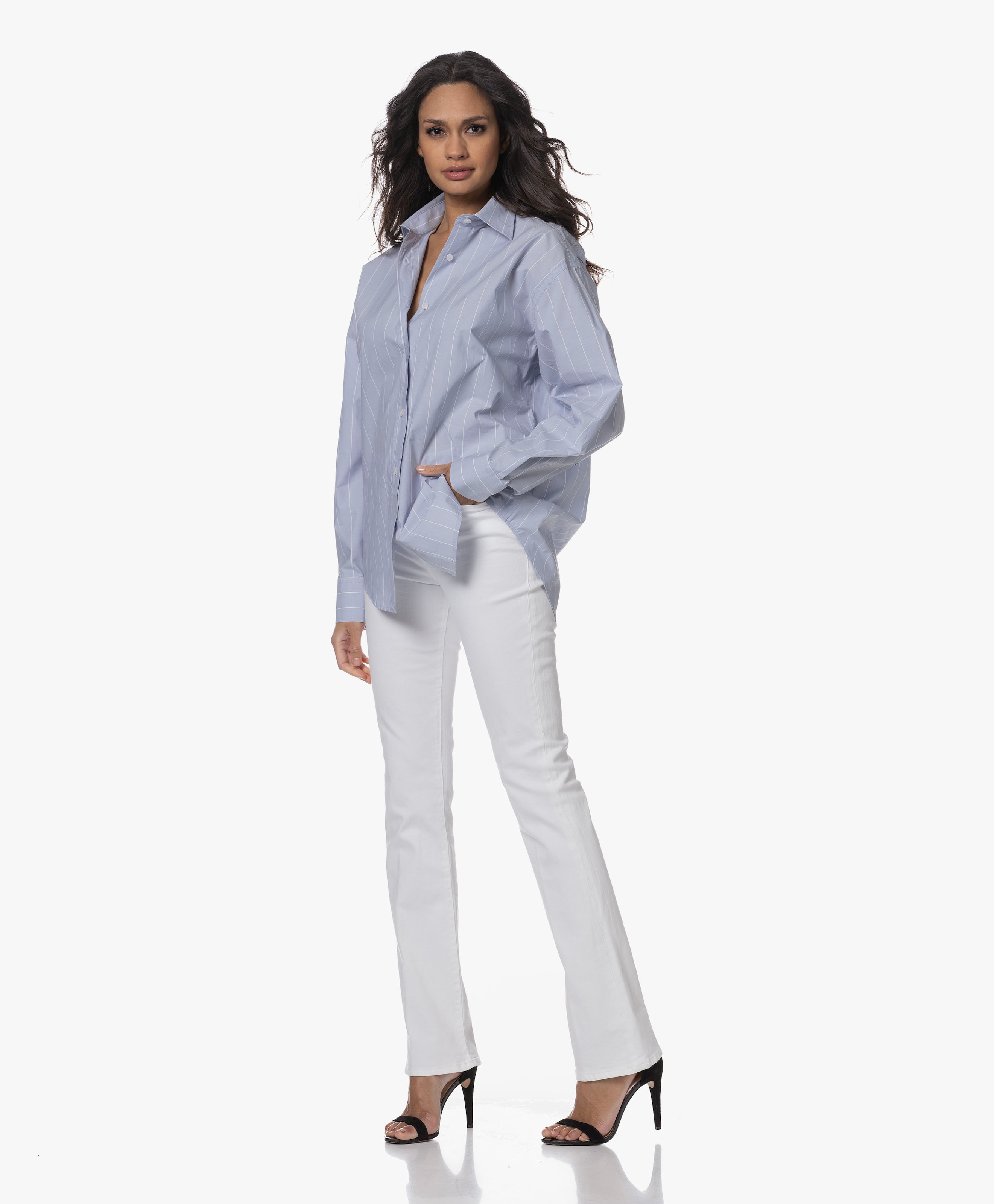 LOOK-543235