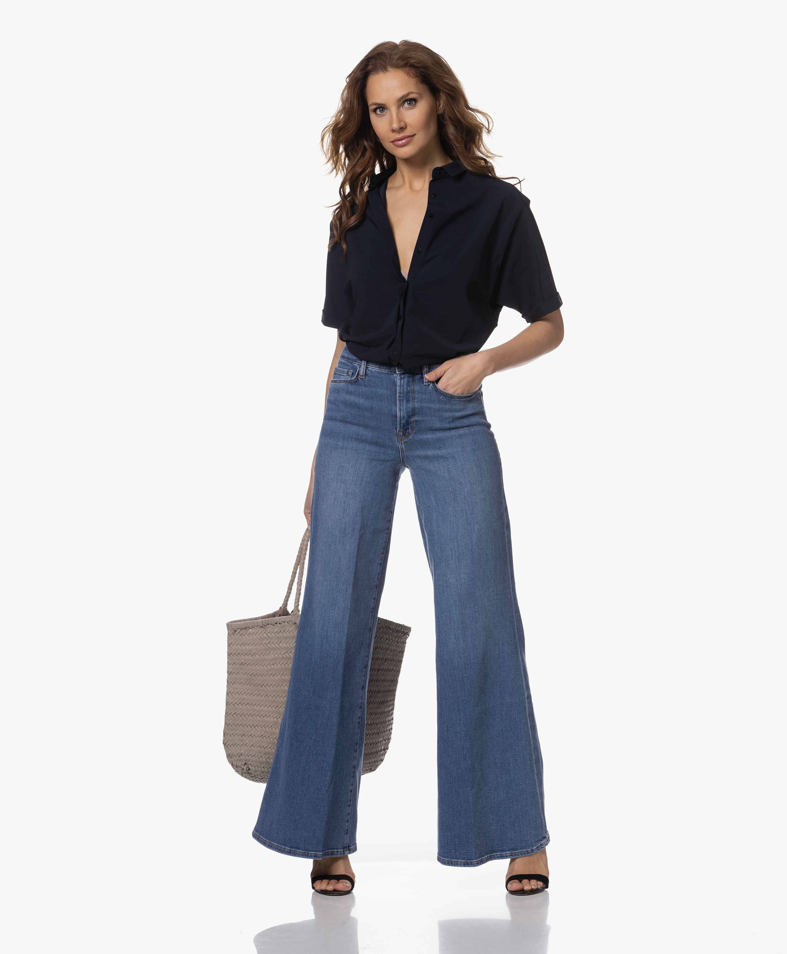 LOOK-556875