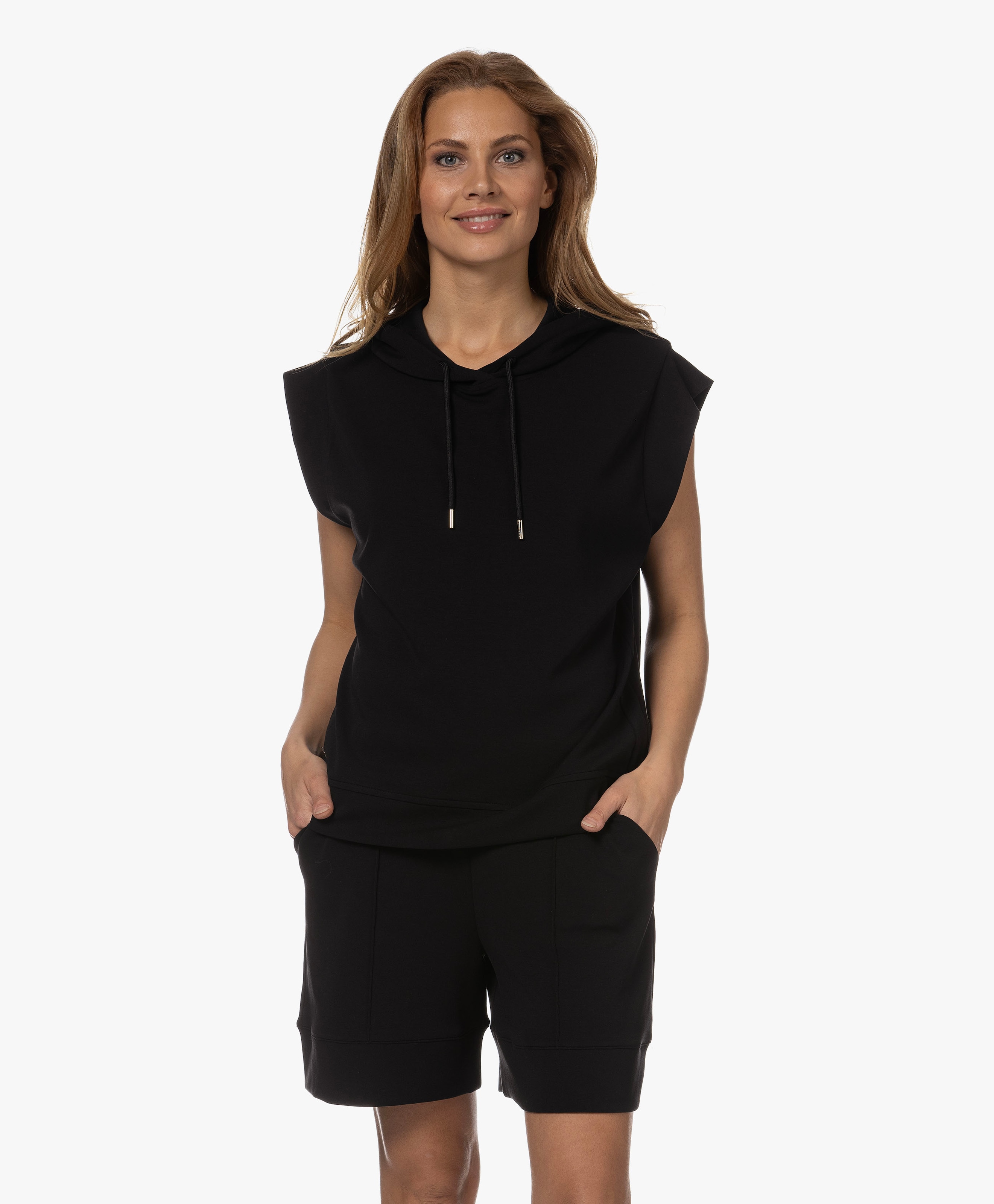 Eva Sleeveless Hoodie