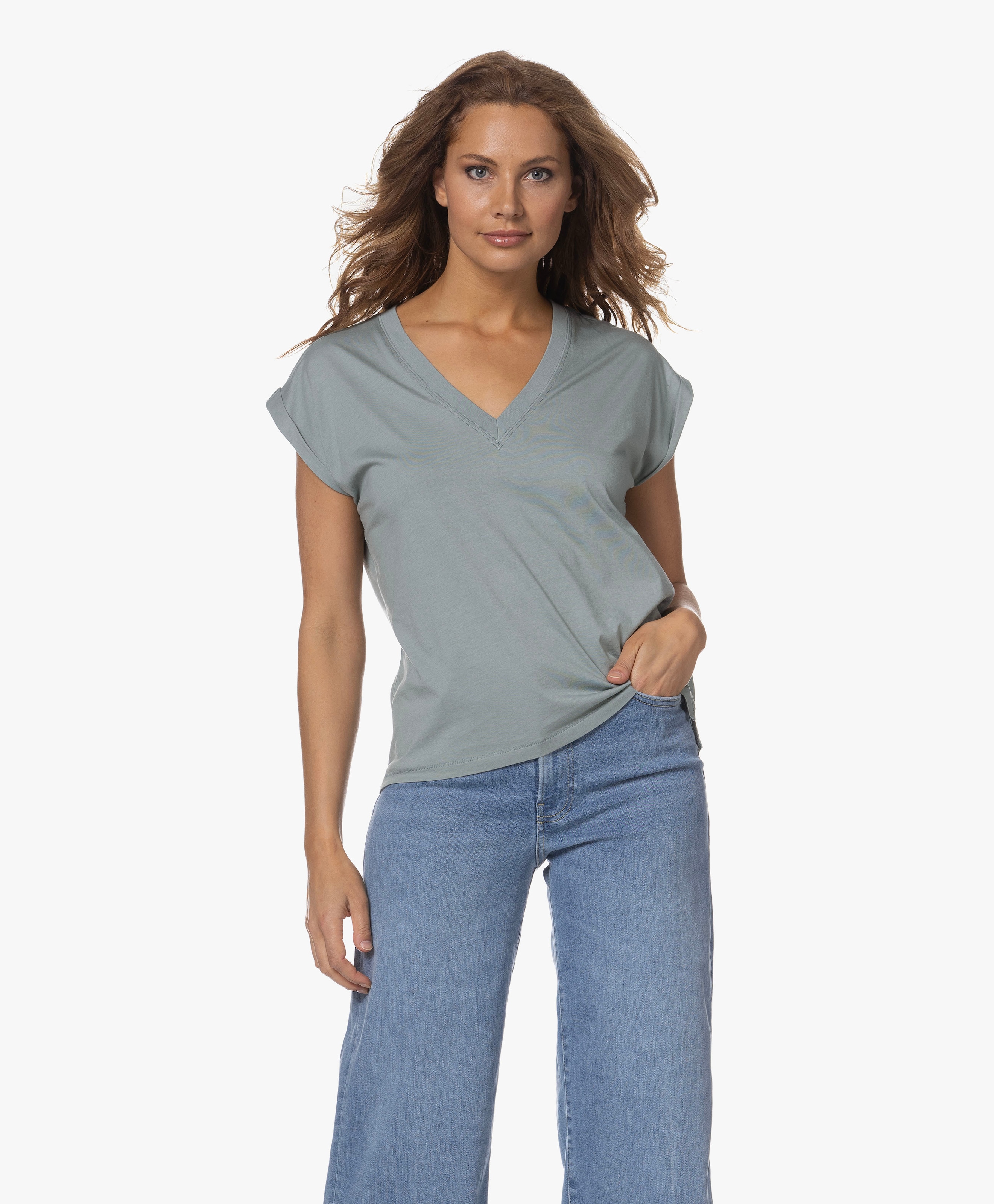 Easy V-Neck Tee