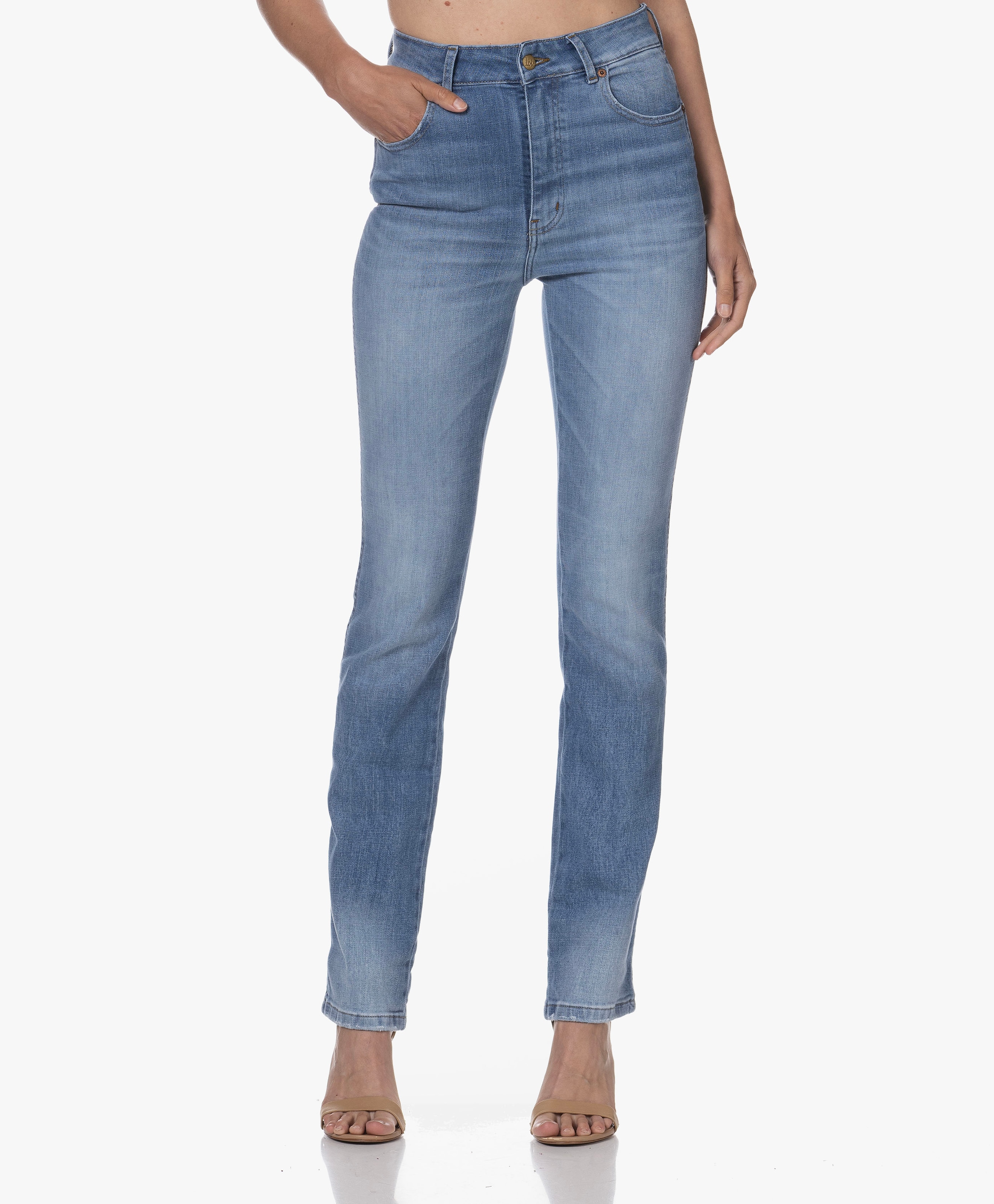 Malena L Caspar Jeans