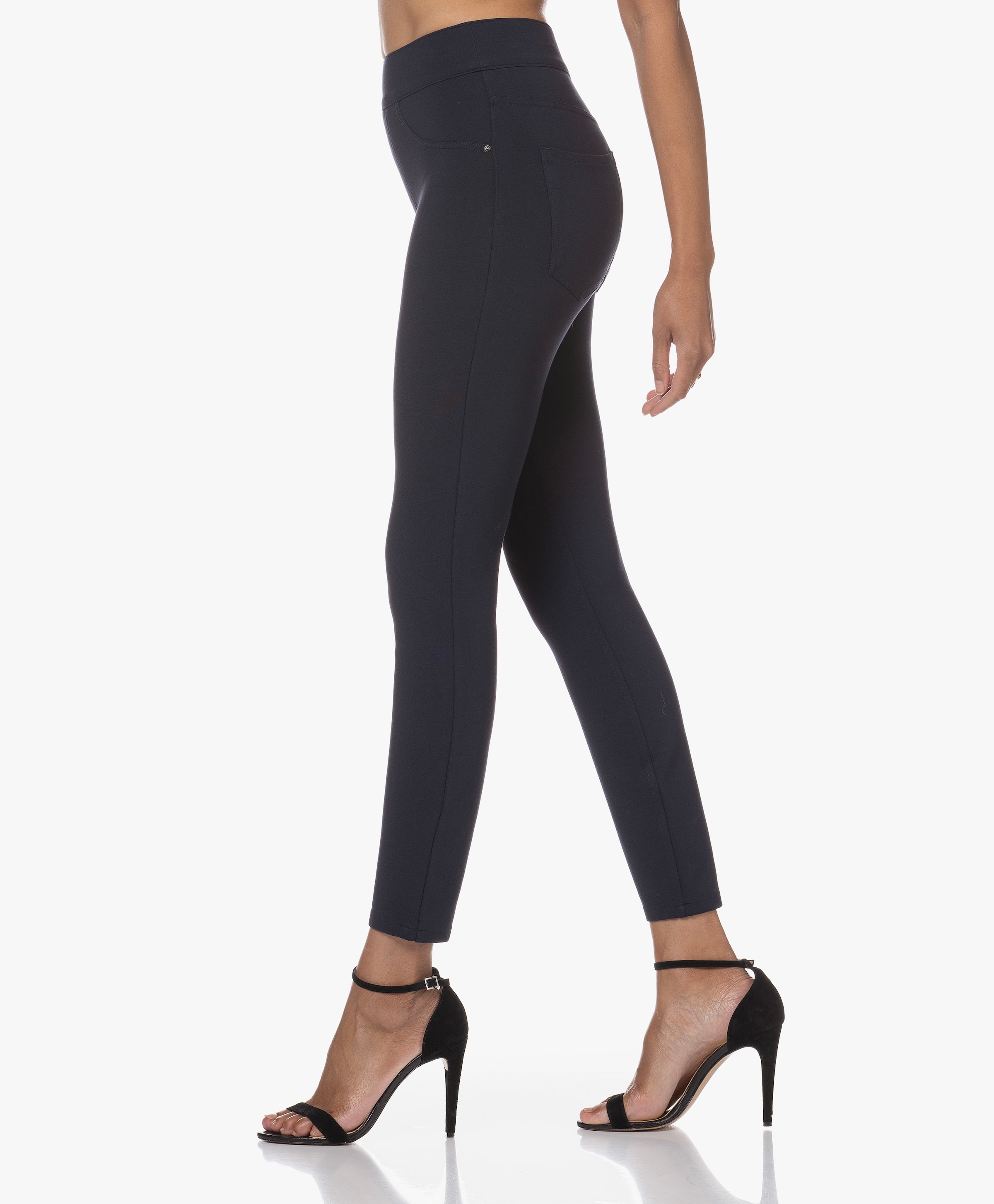 Assets by spanx ponte leggings best sale