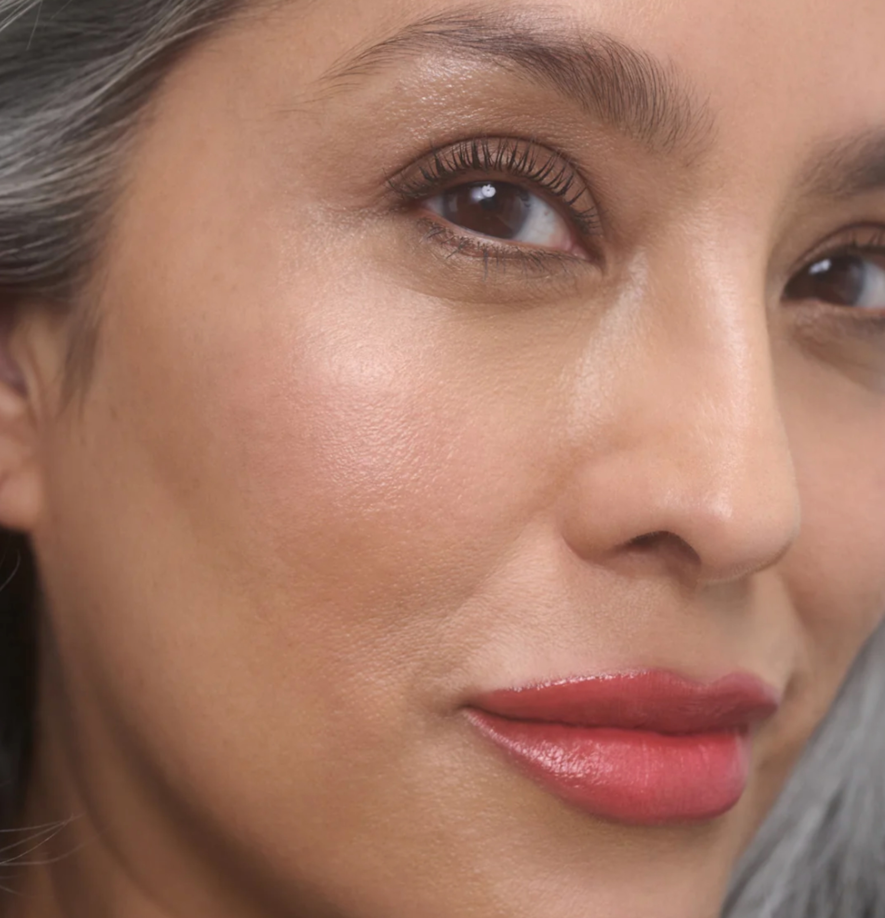 Hydrating Legendary Serum Lipstick