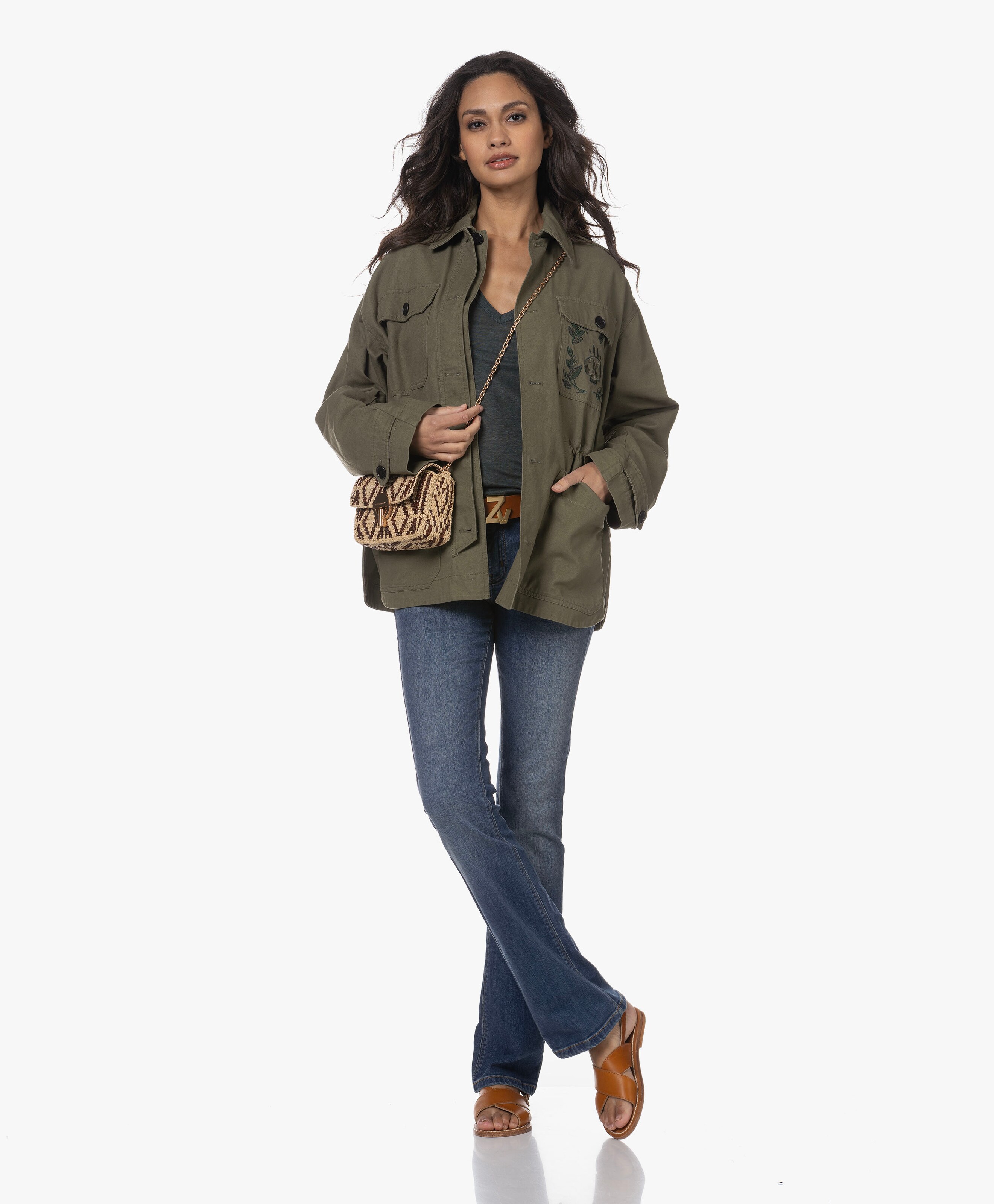 LOOK-546915