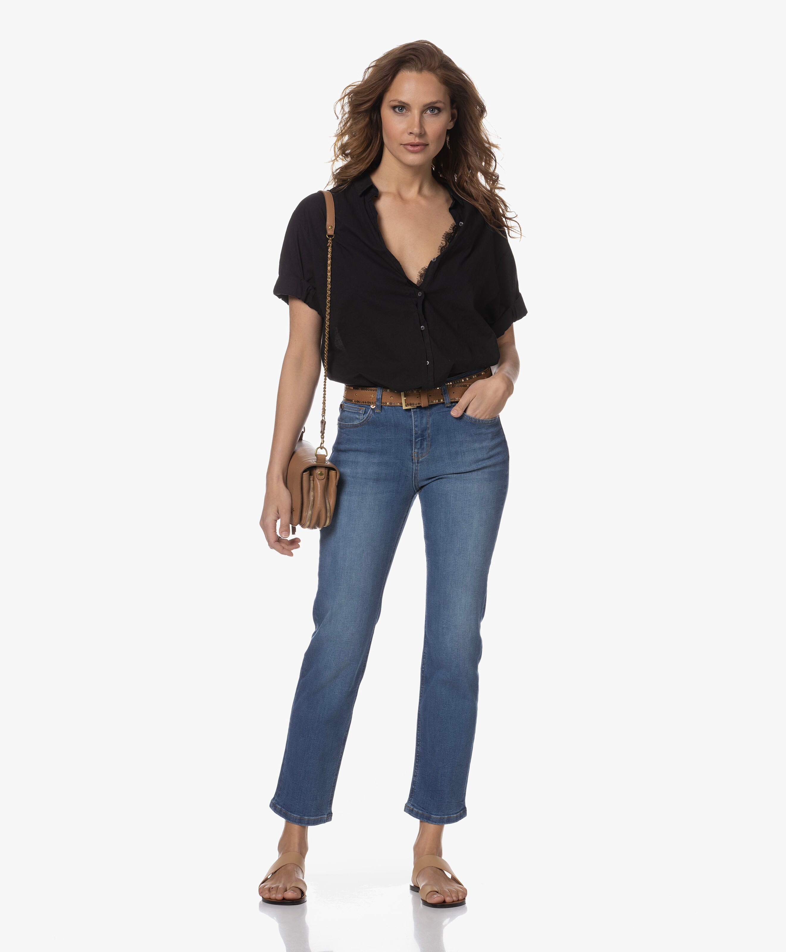 LOOK-560937