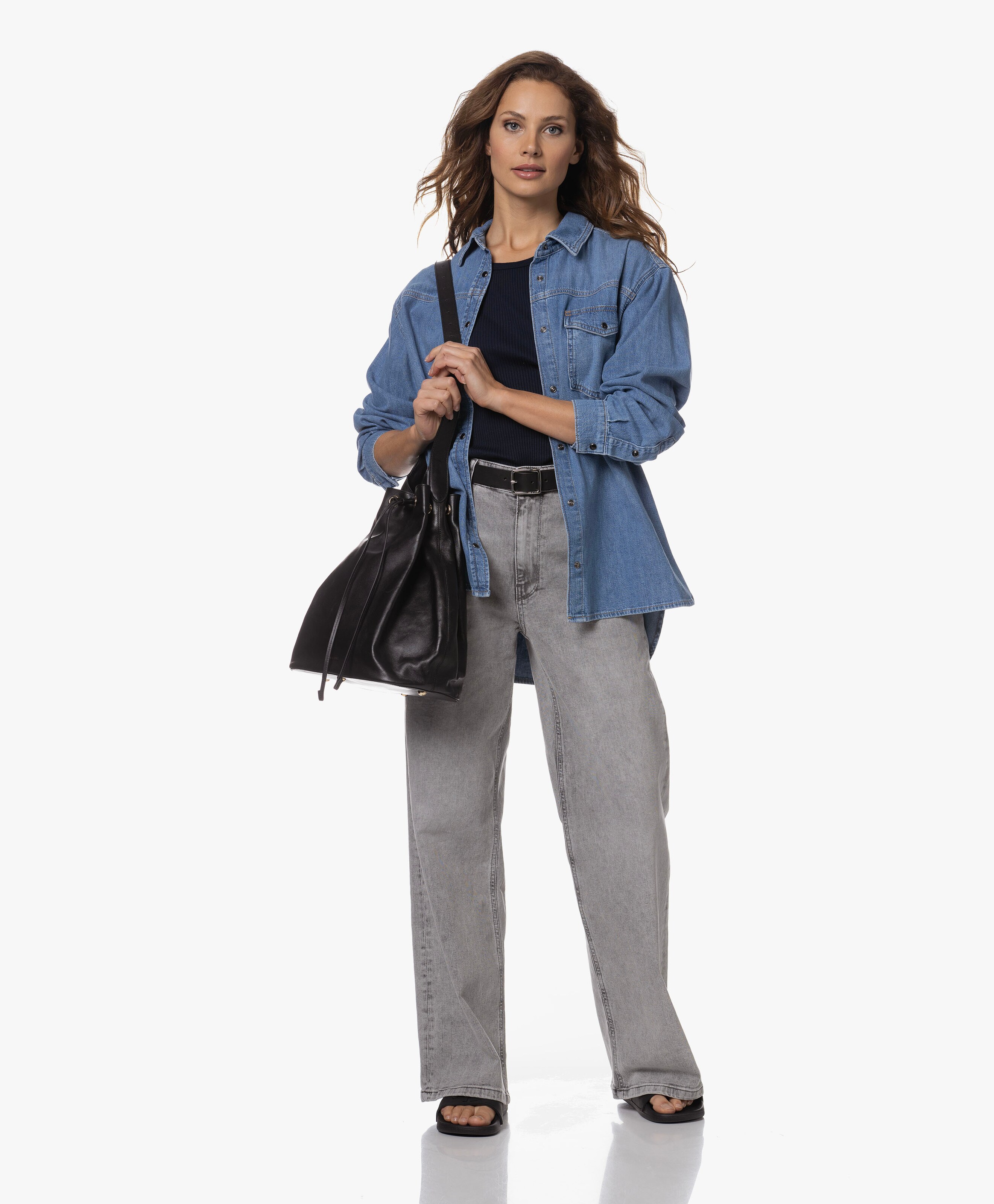 LOOK-541698