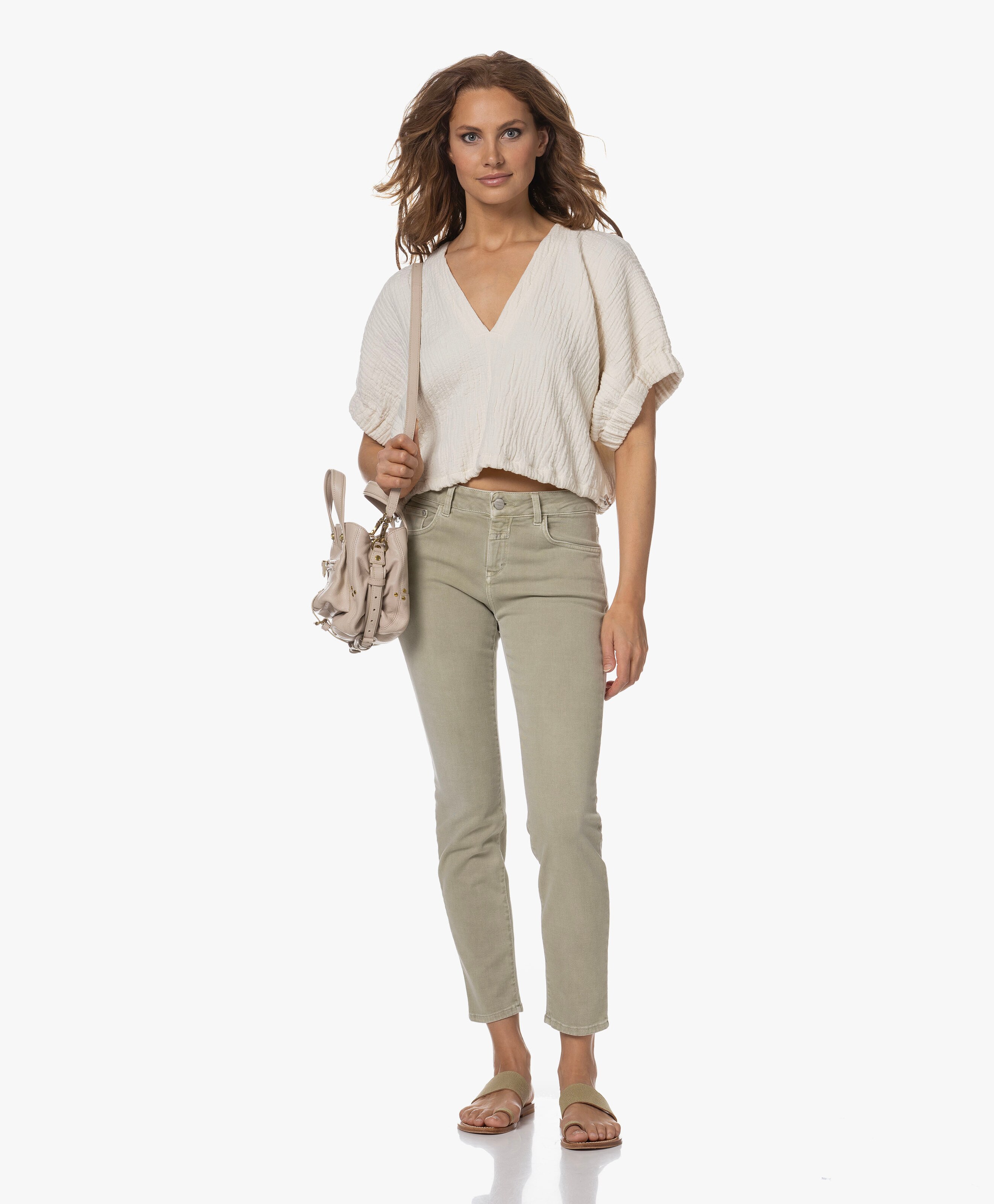 LOOK-561546