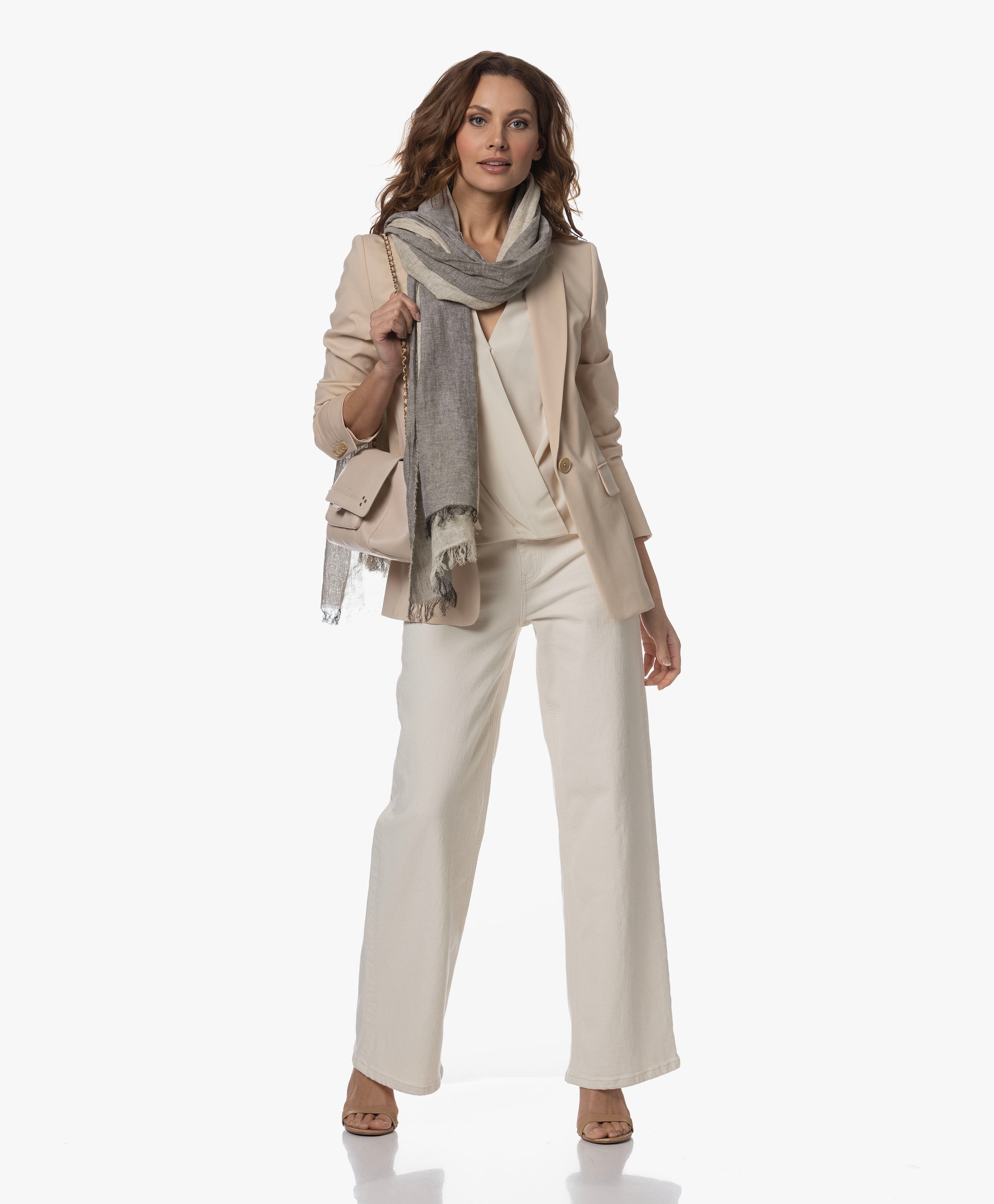 LOOK-551702