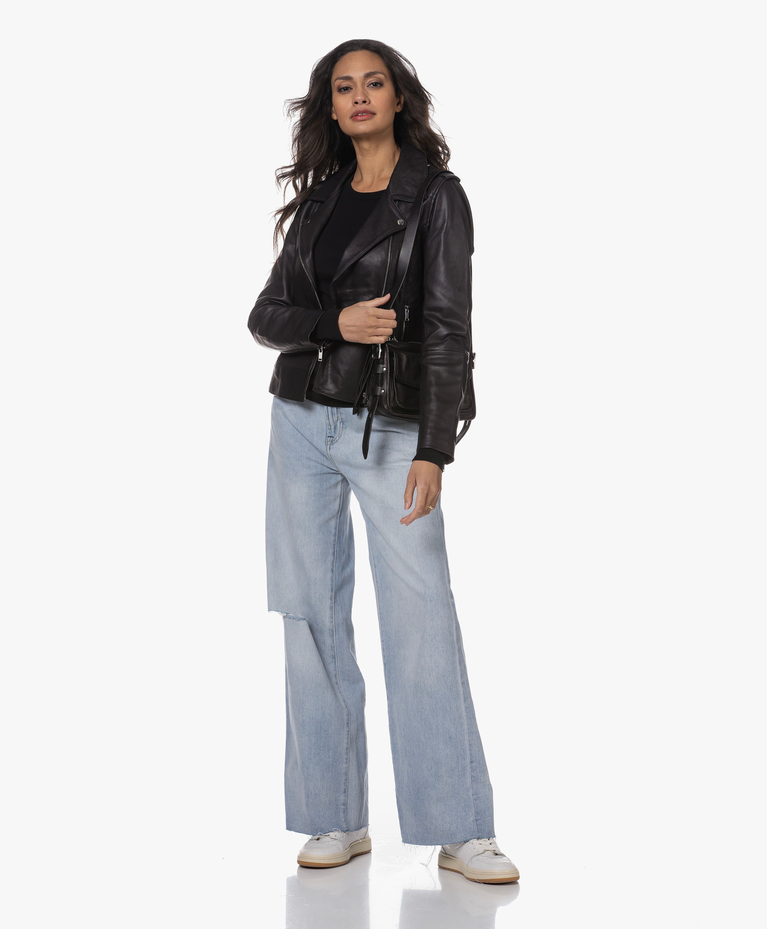 LOOK-538333