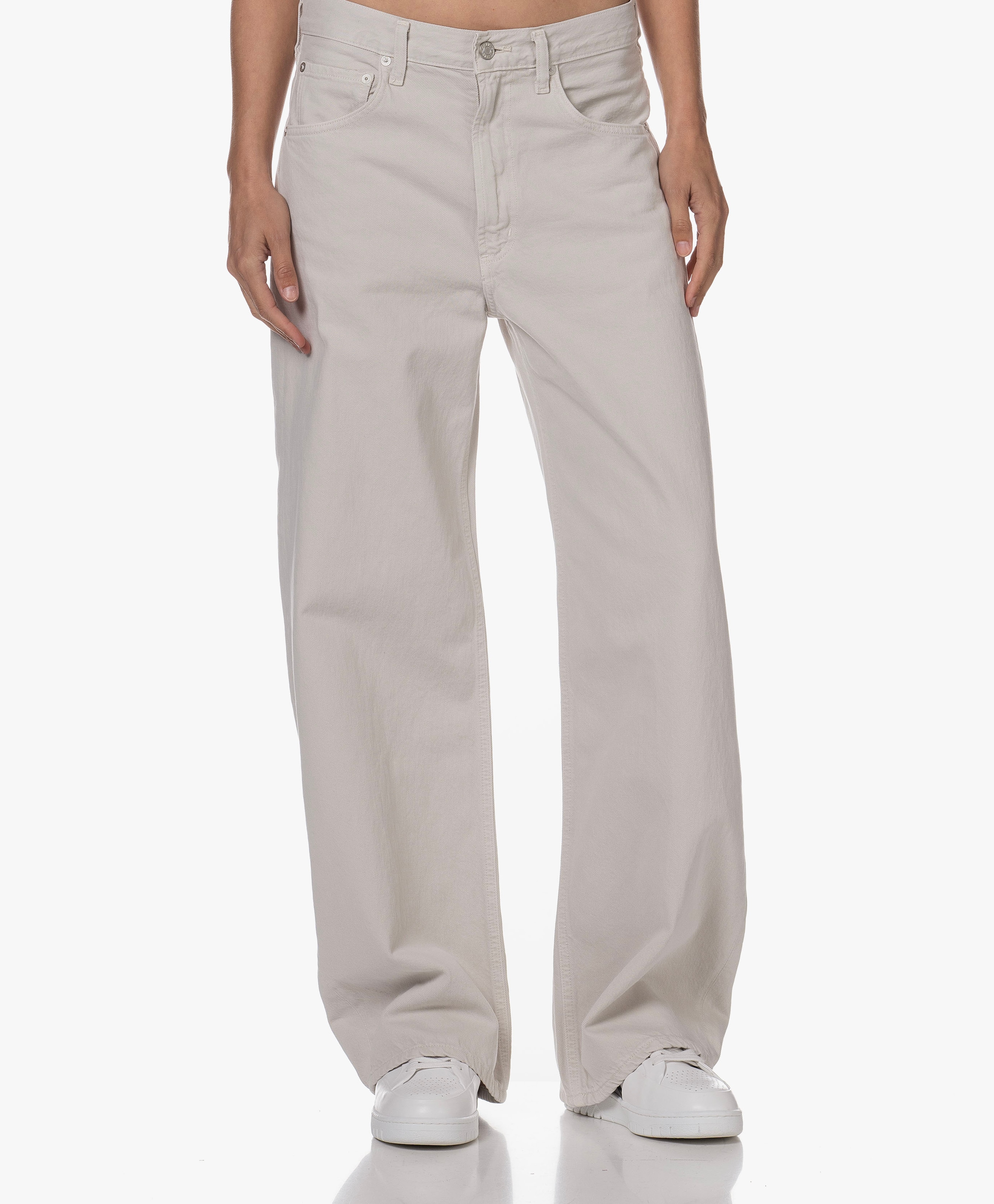 Low Curve Jeans