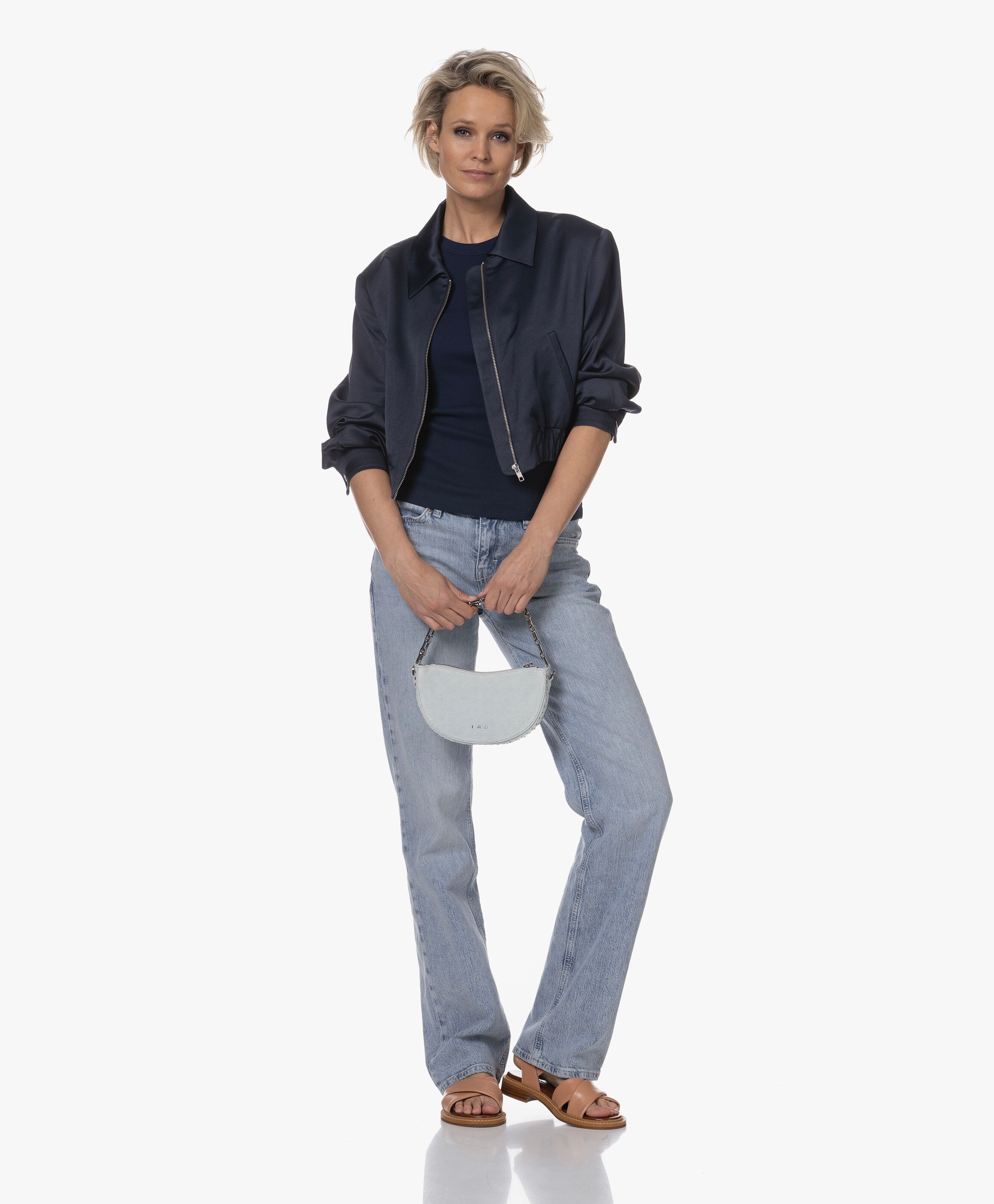 LOOK-543905