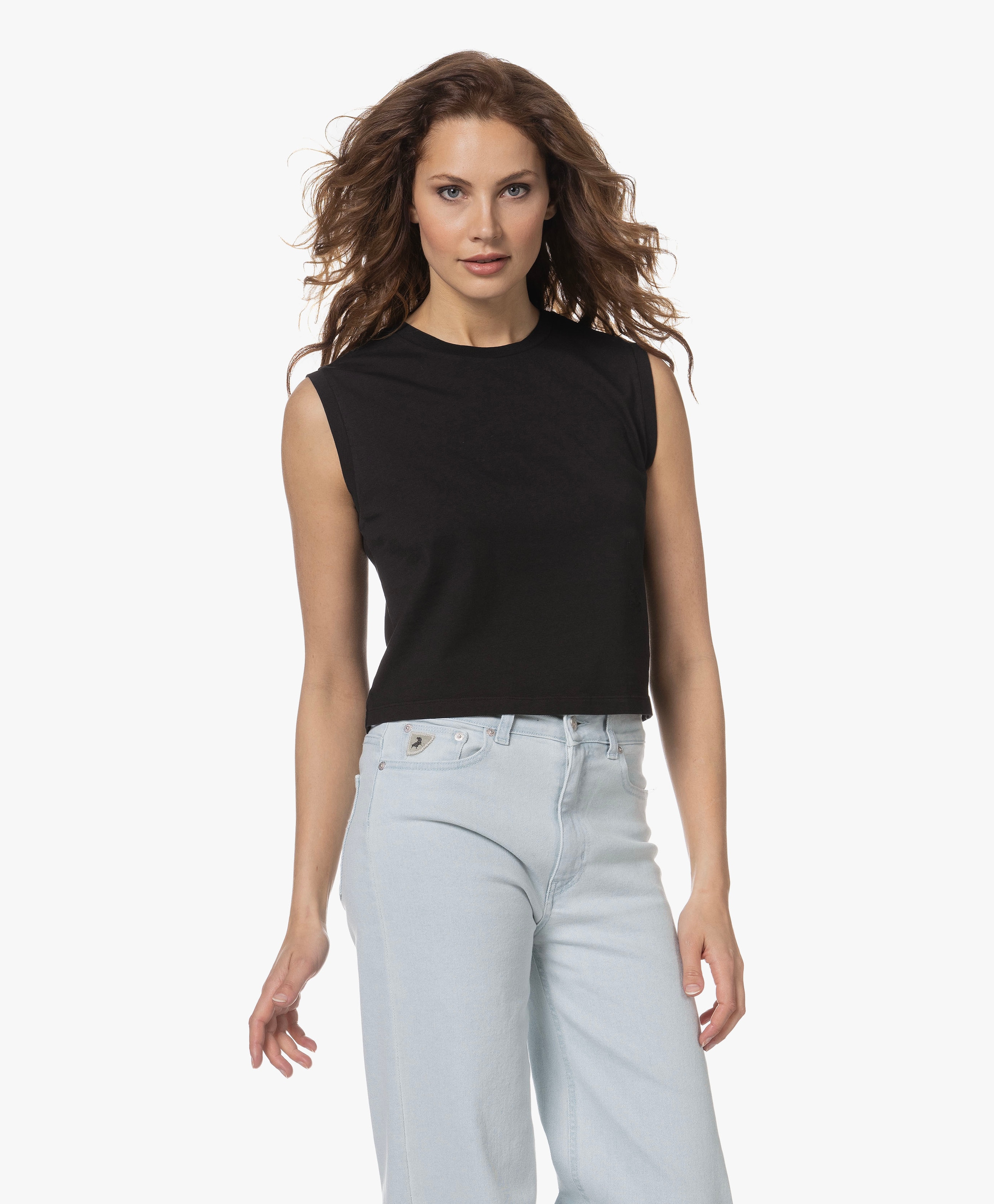 Cropped Muscle Top