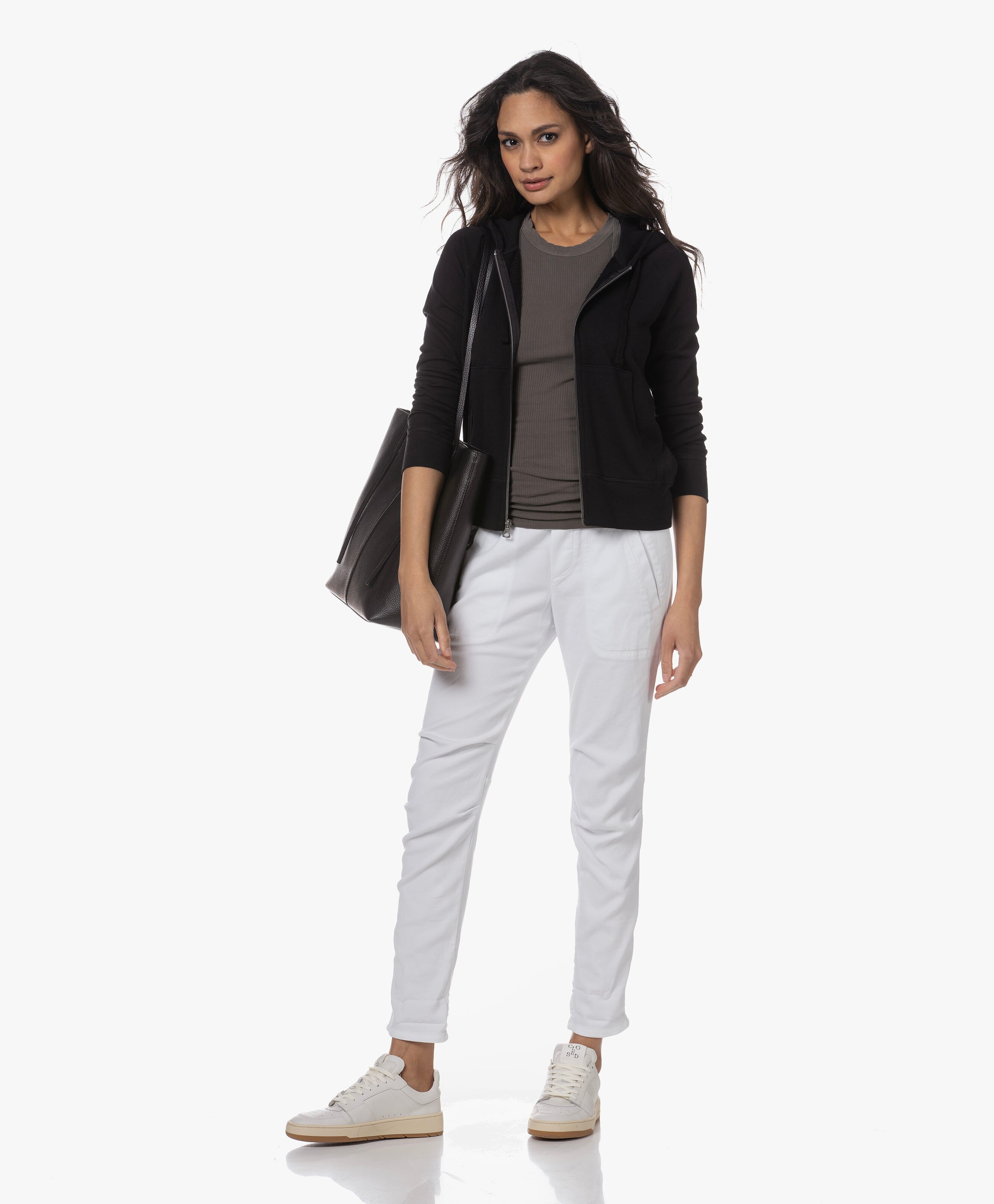 LOOK-541840