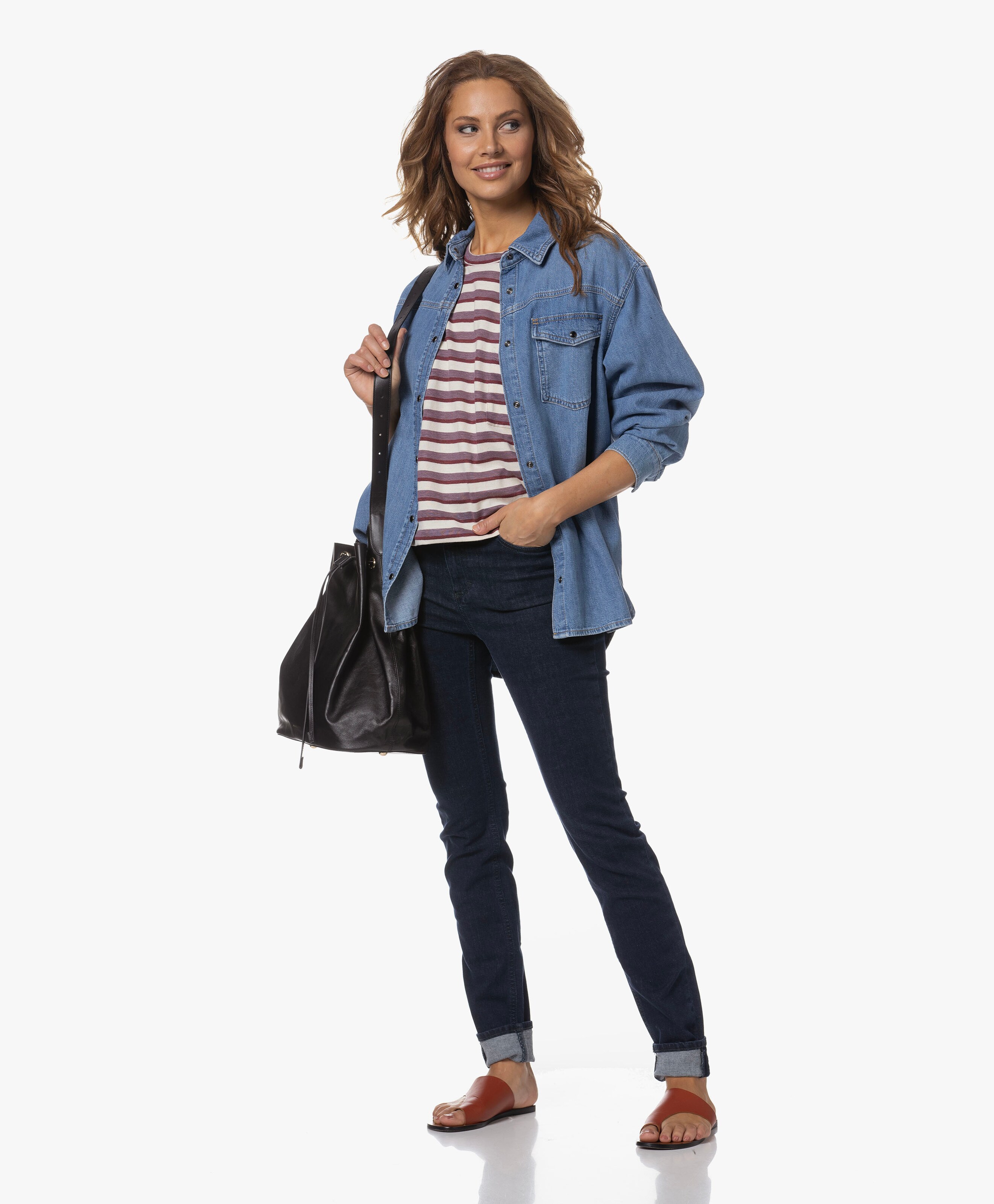 LOOK-563223
