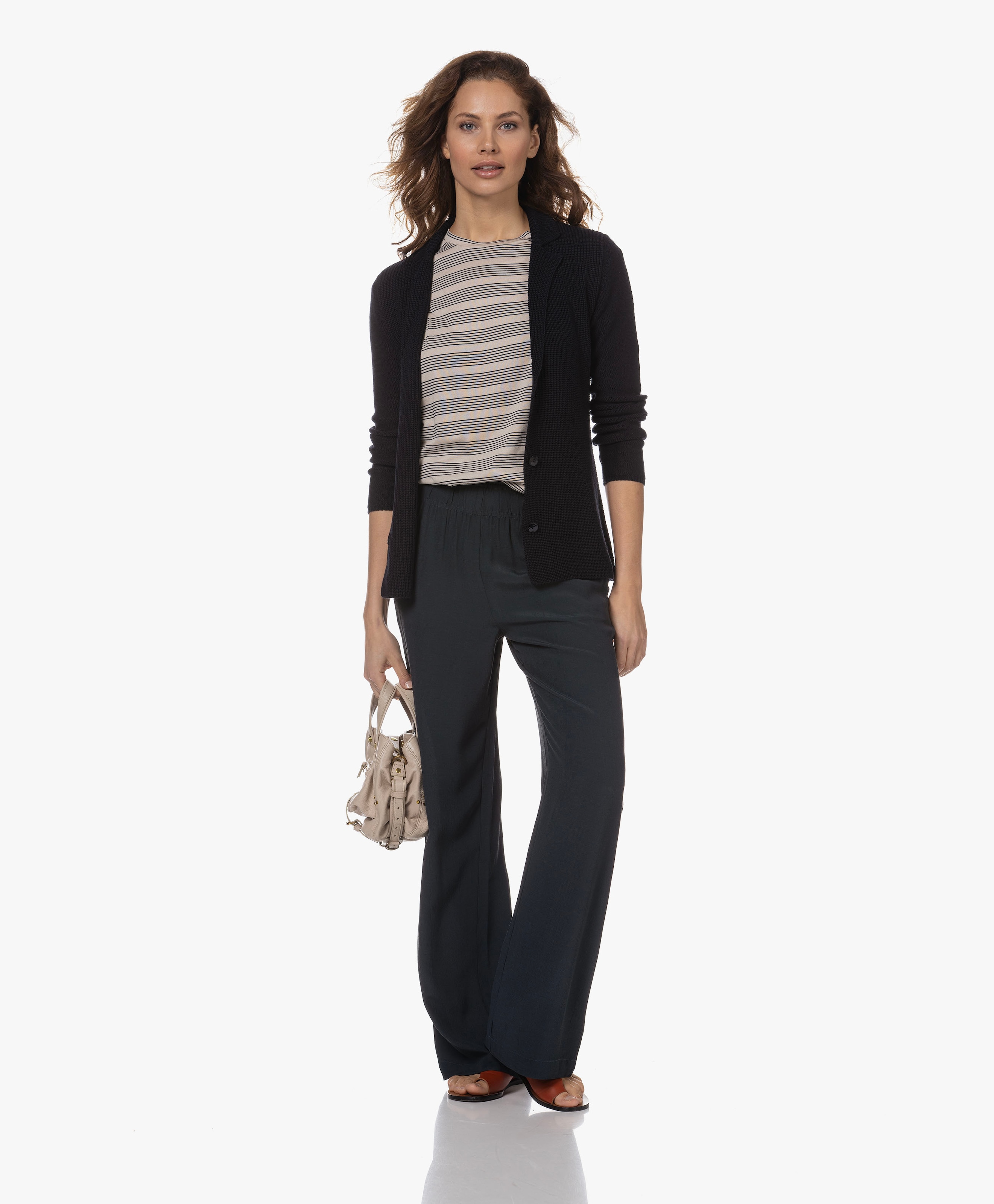 LOOK-545851