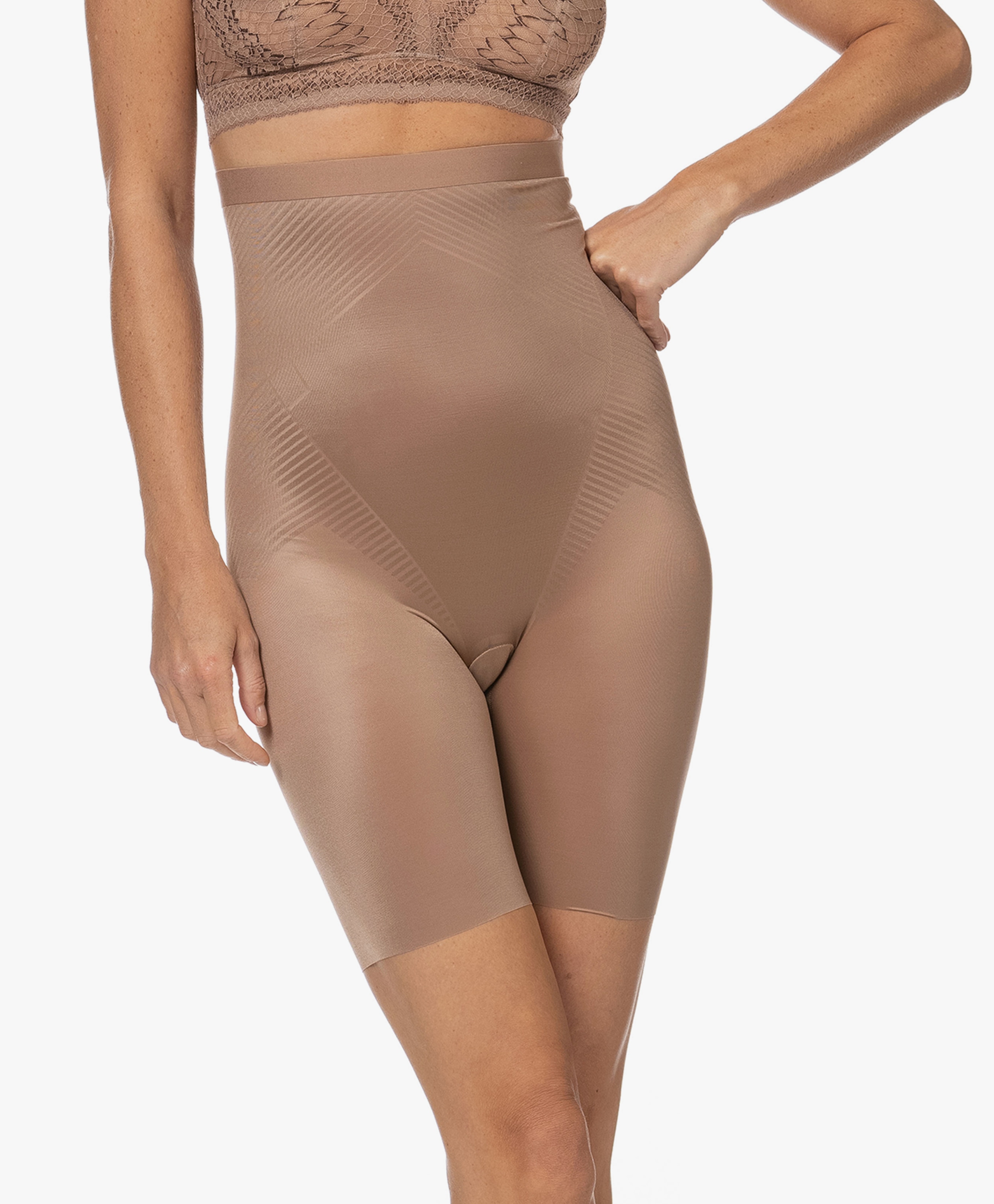 Thinstincts 2.0 High-Waisted Mid-Thigh Short