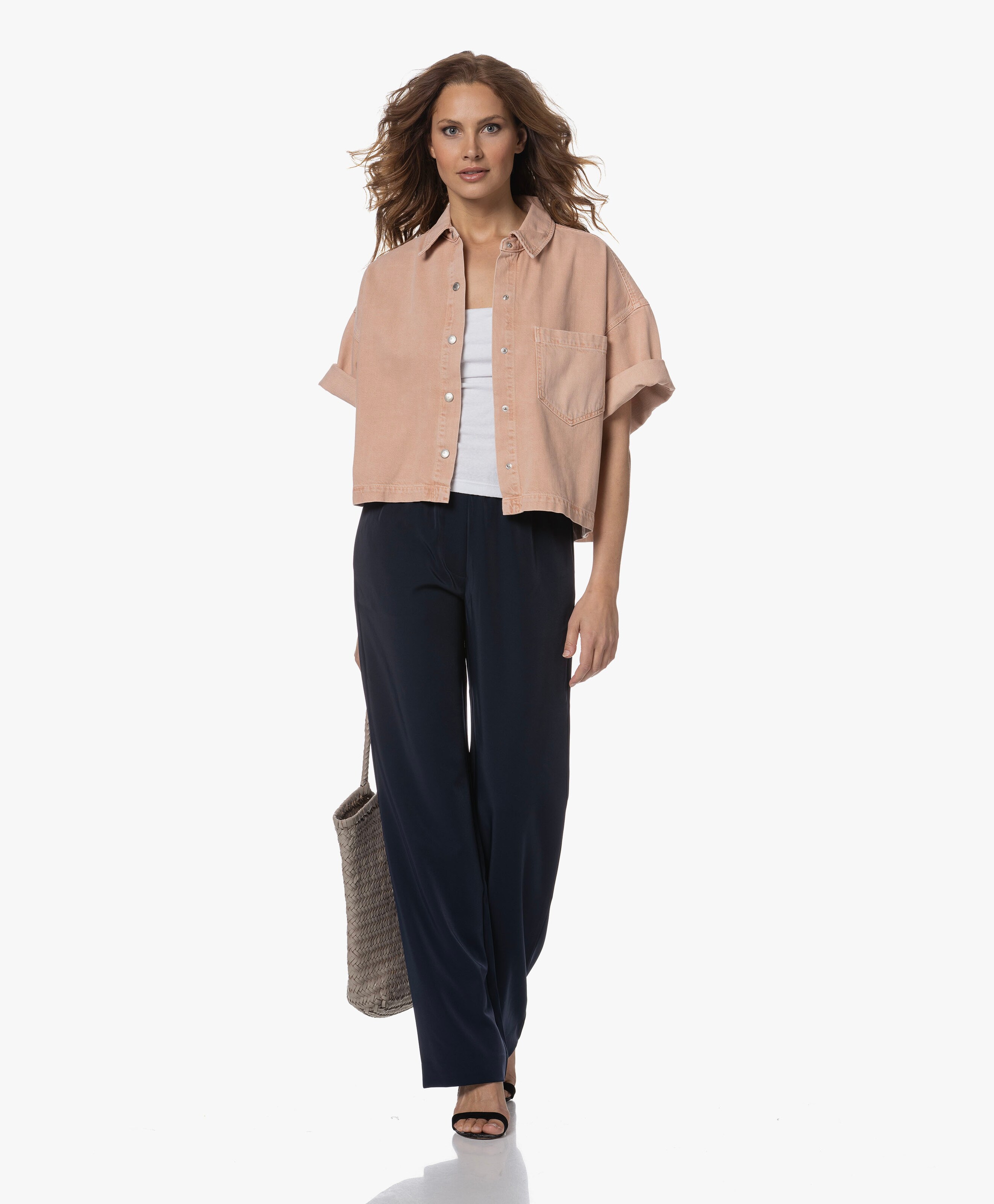 LOOK-560642
