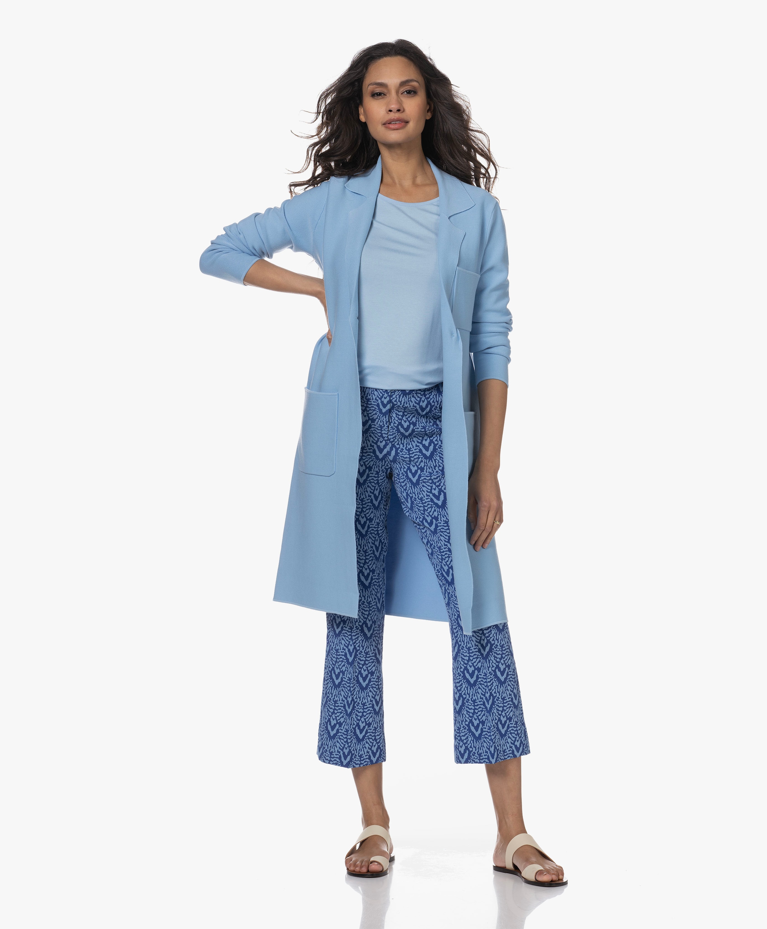 LOOK-546639