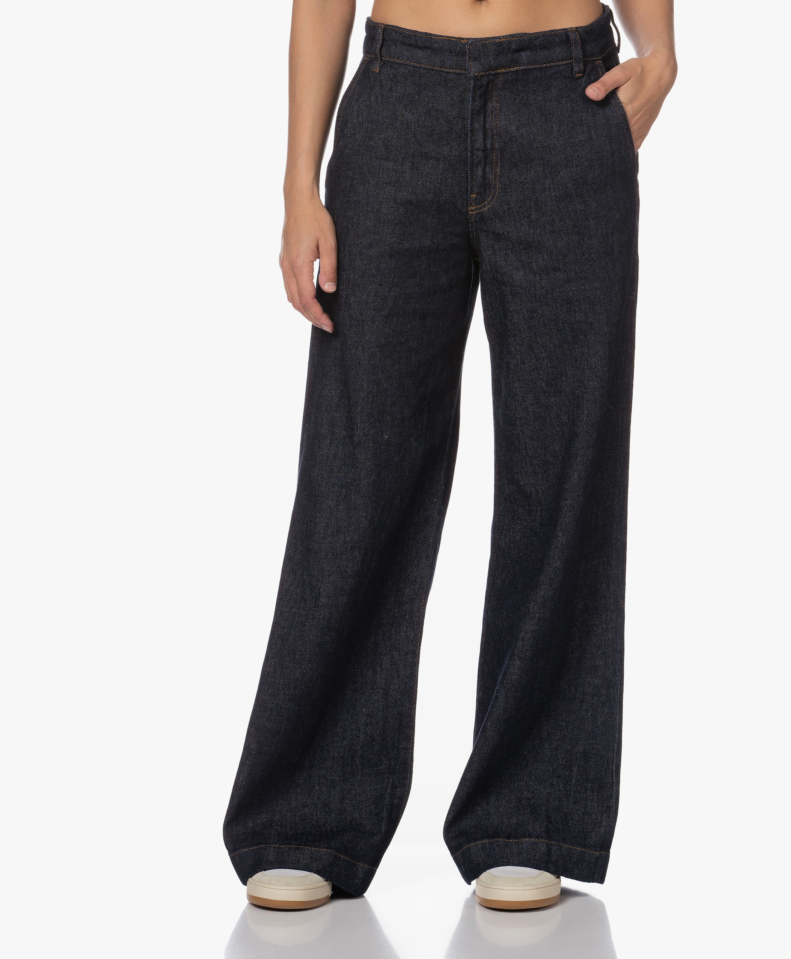 The Tailored Denim Pantalon