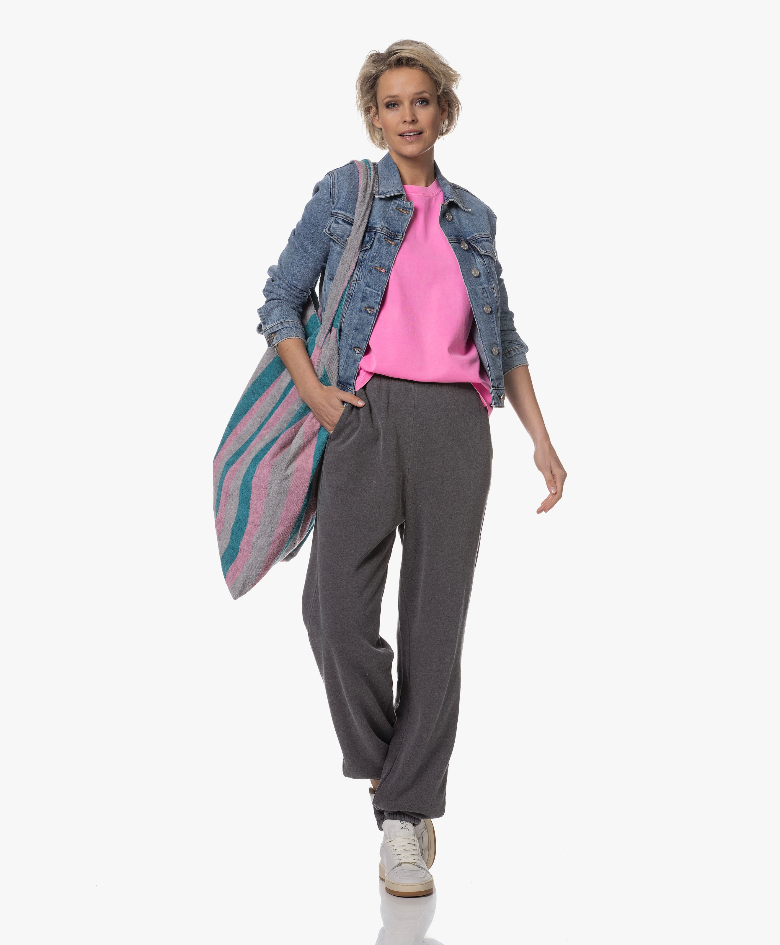 LOOK-543403