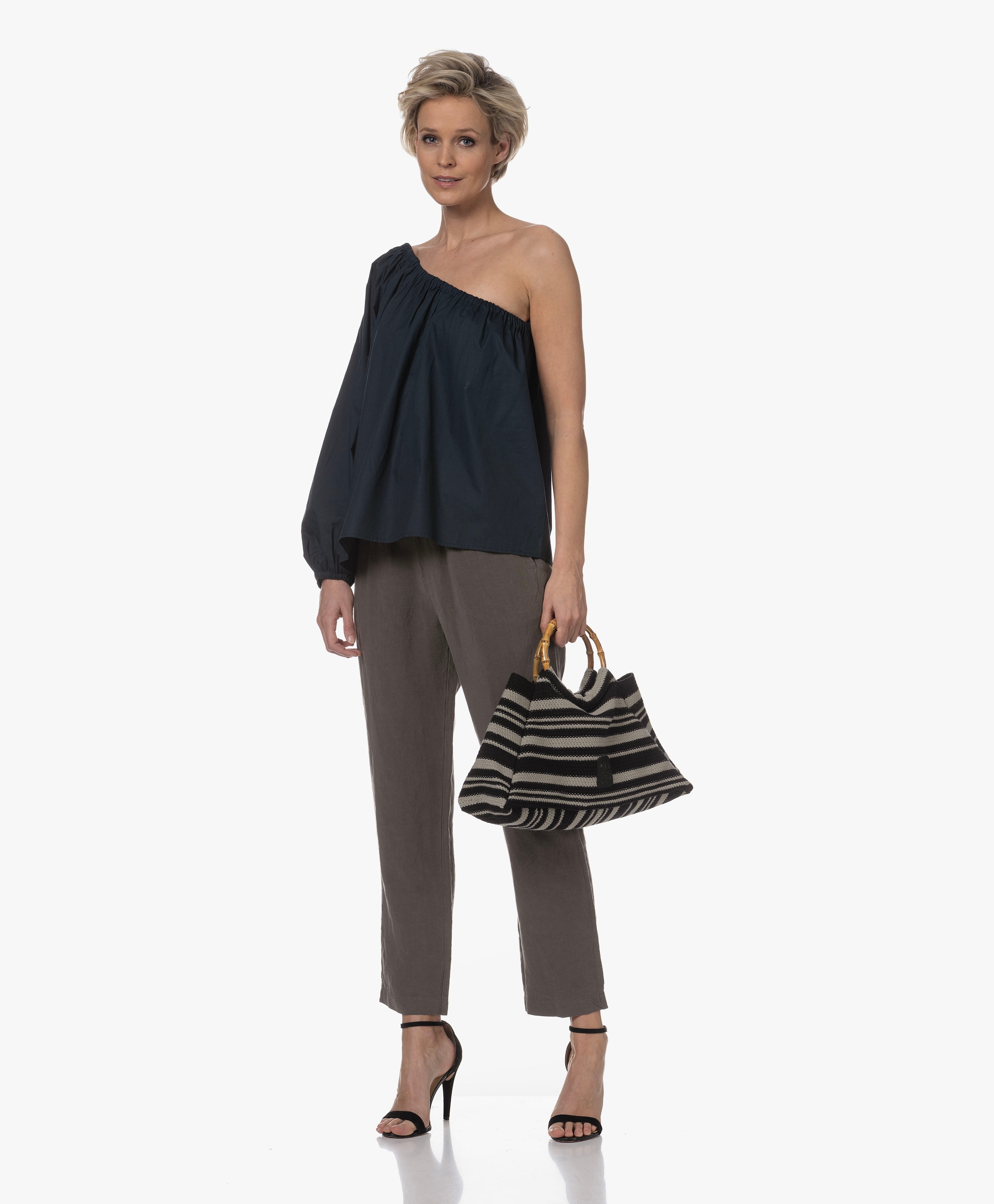 LOOK-551439