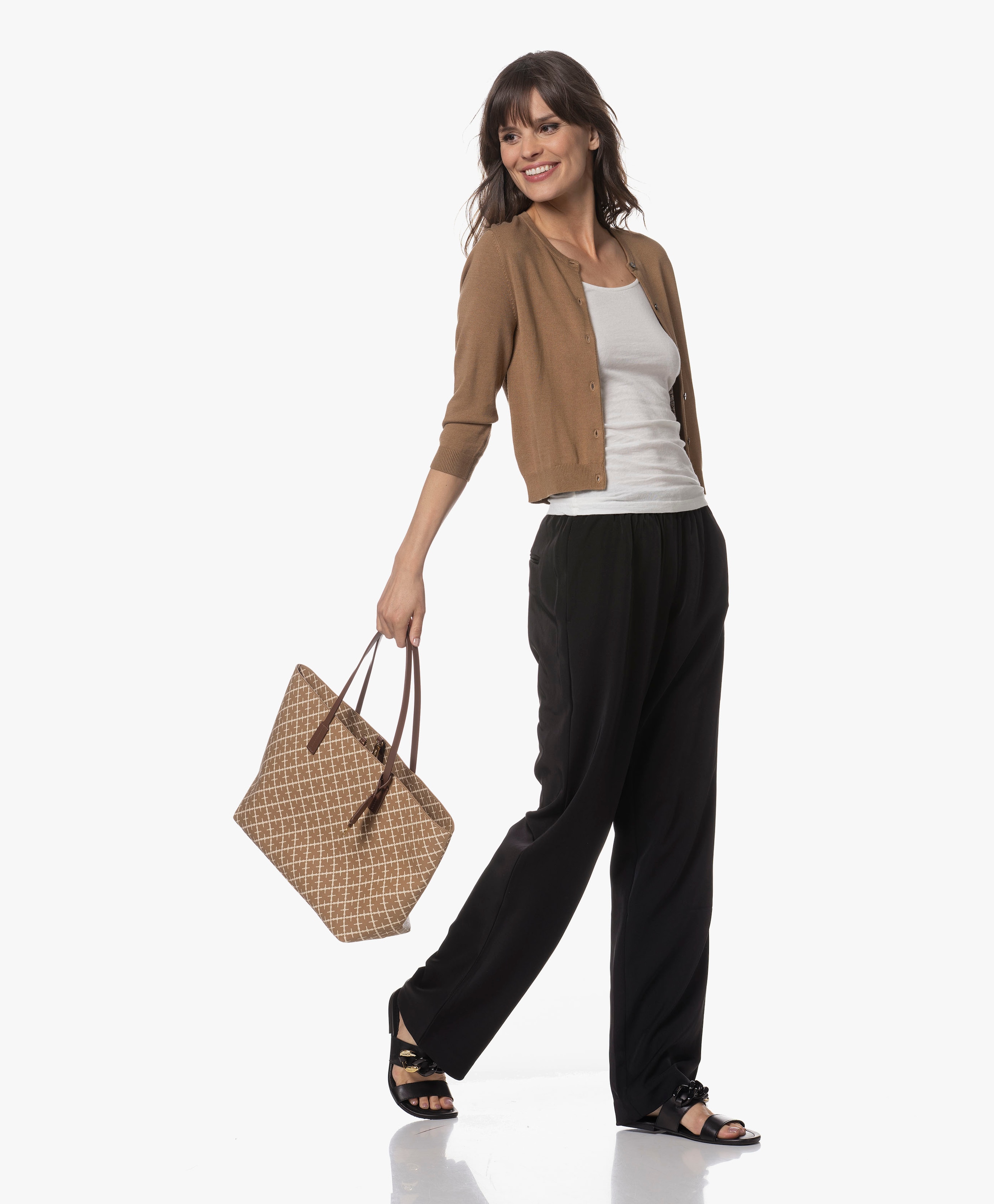 LOOK-562384