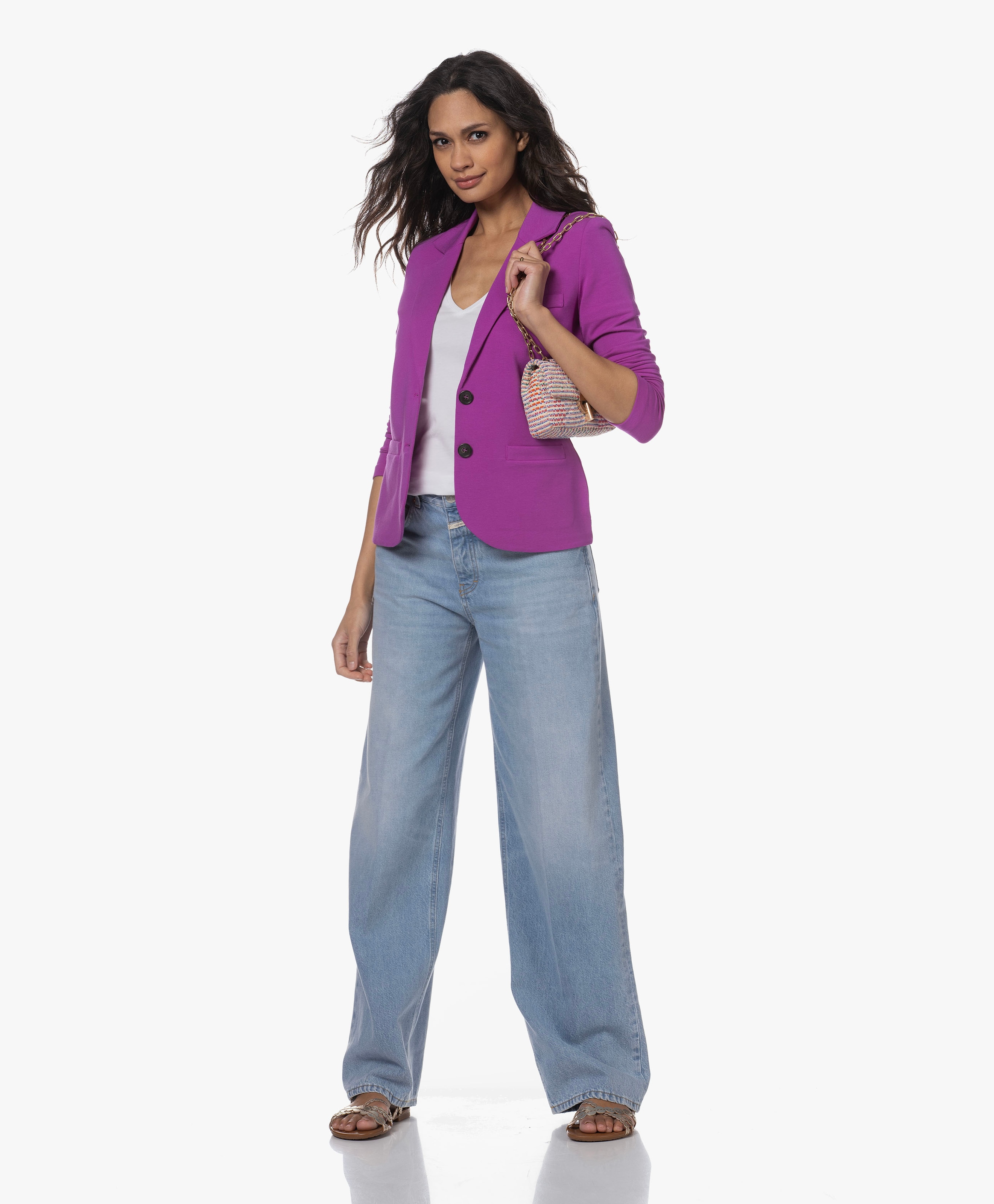 LOOK-543039