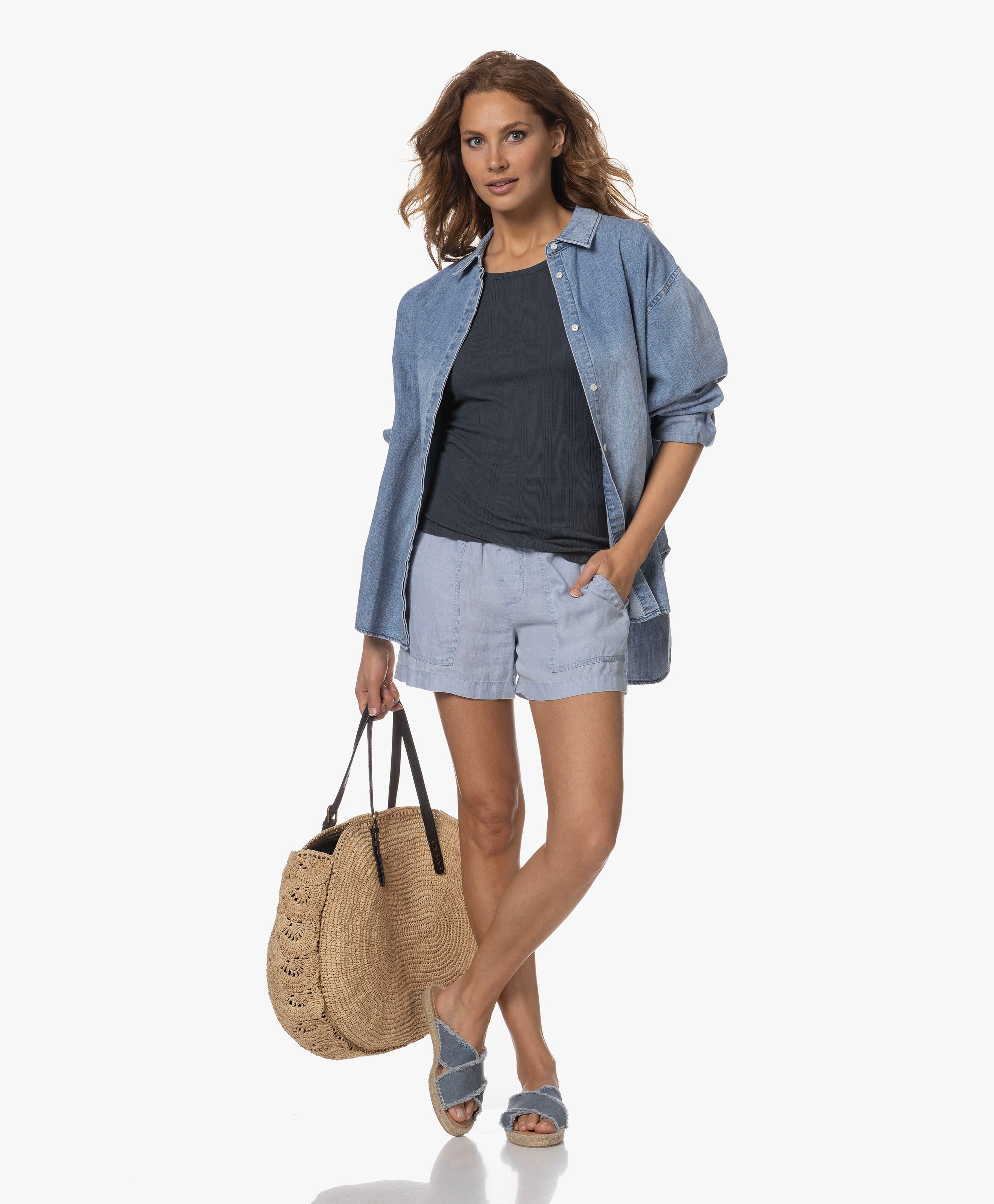 LOOK-561558