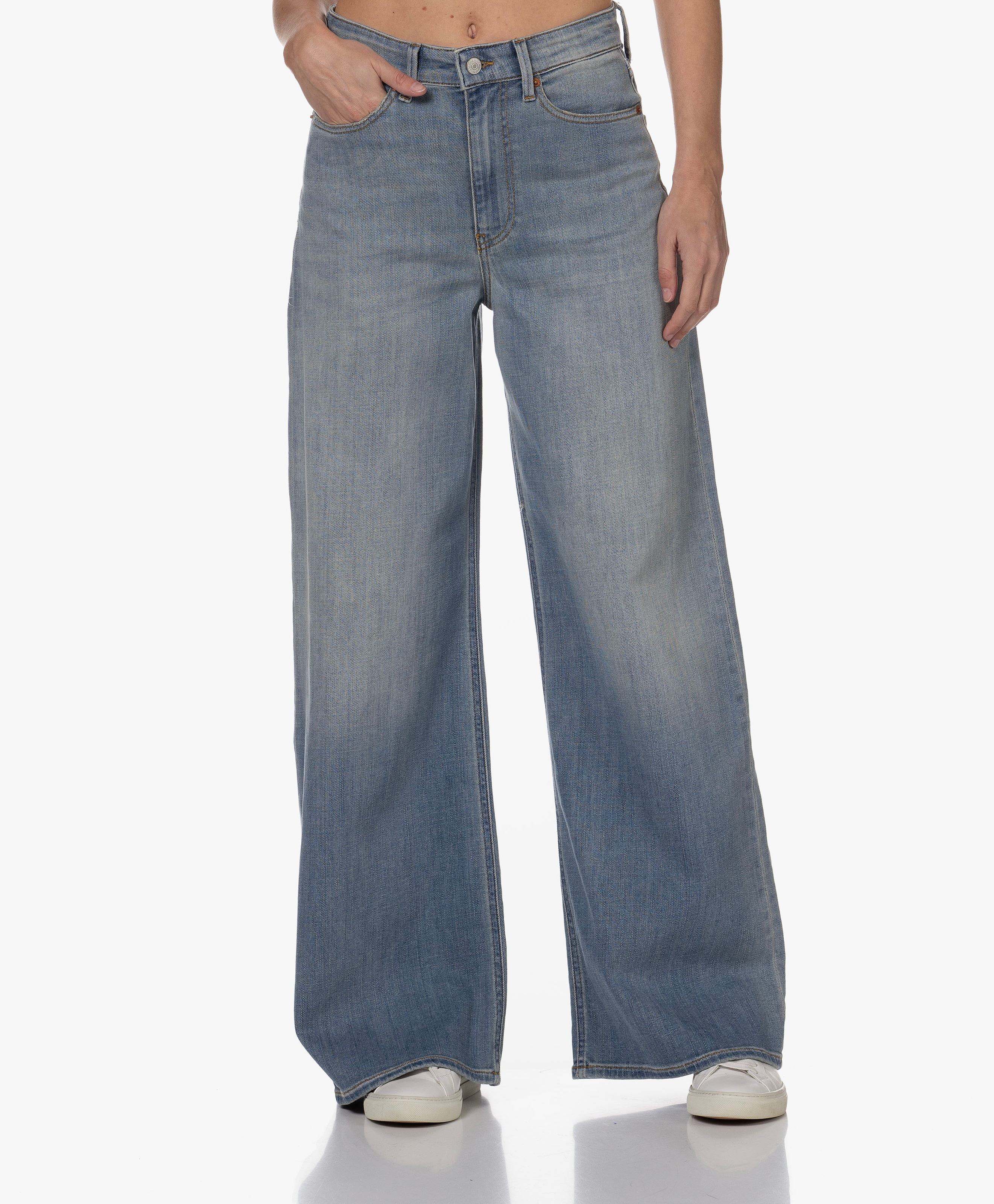 Miku Wide Leg Jeans