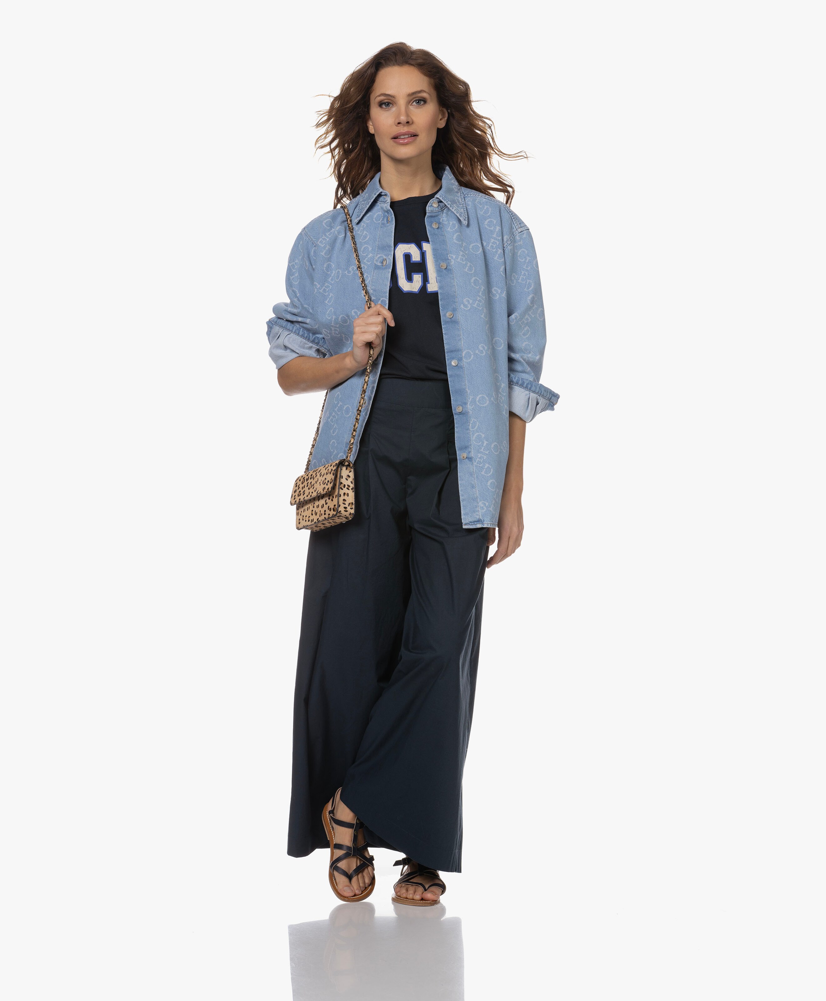 LOOK-547717