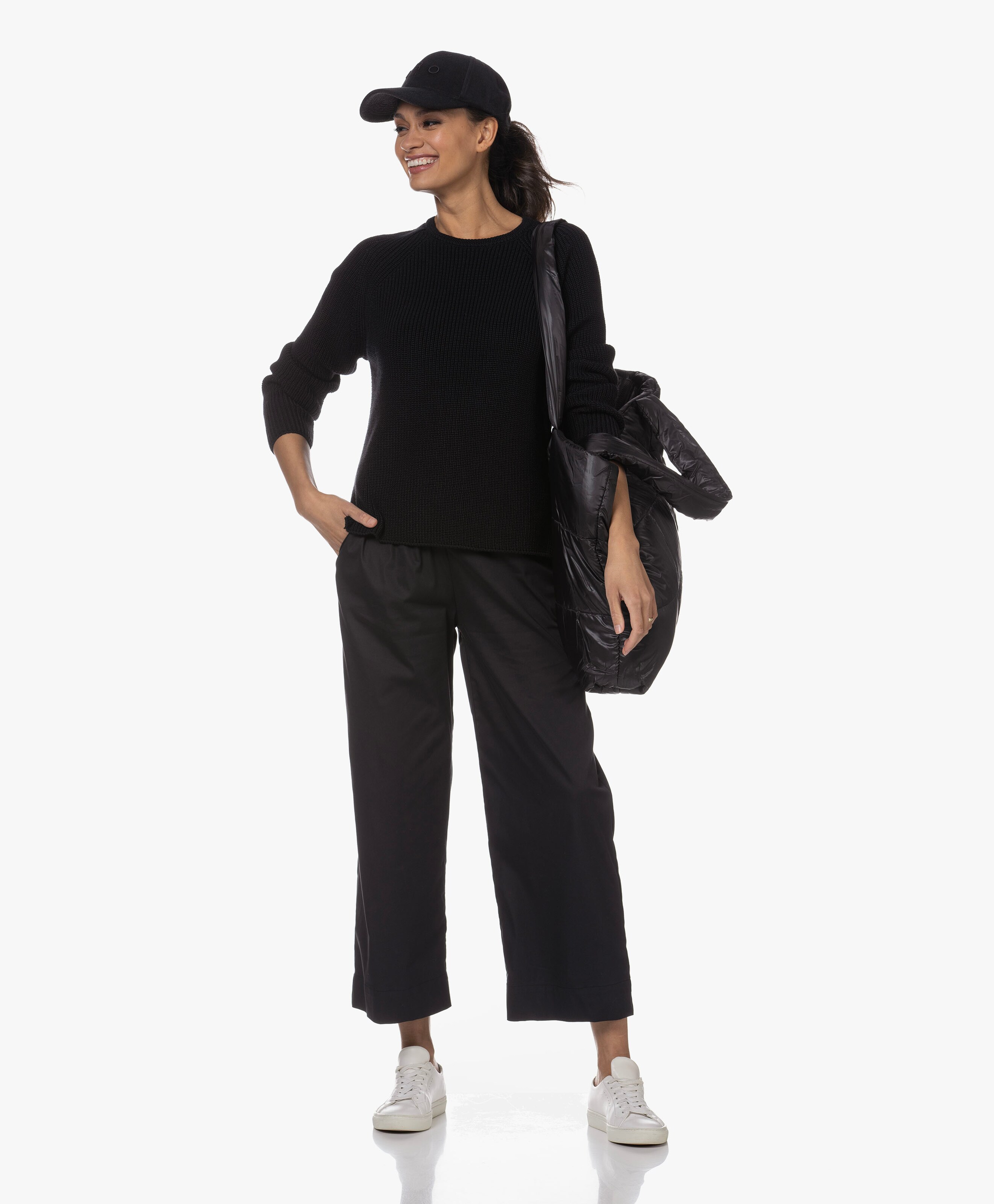 LOOK-539448