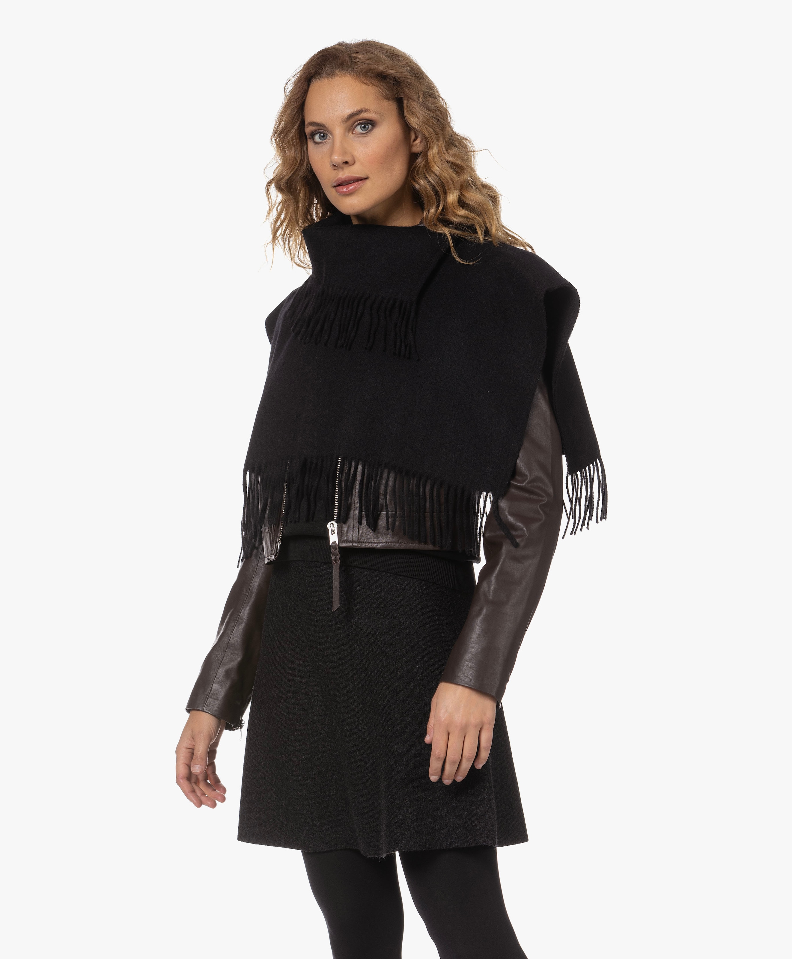 Turtla Short Wool Poncho