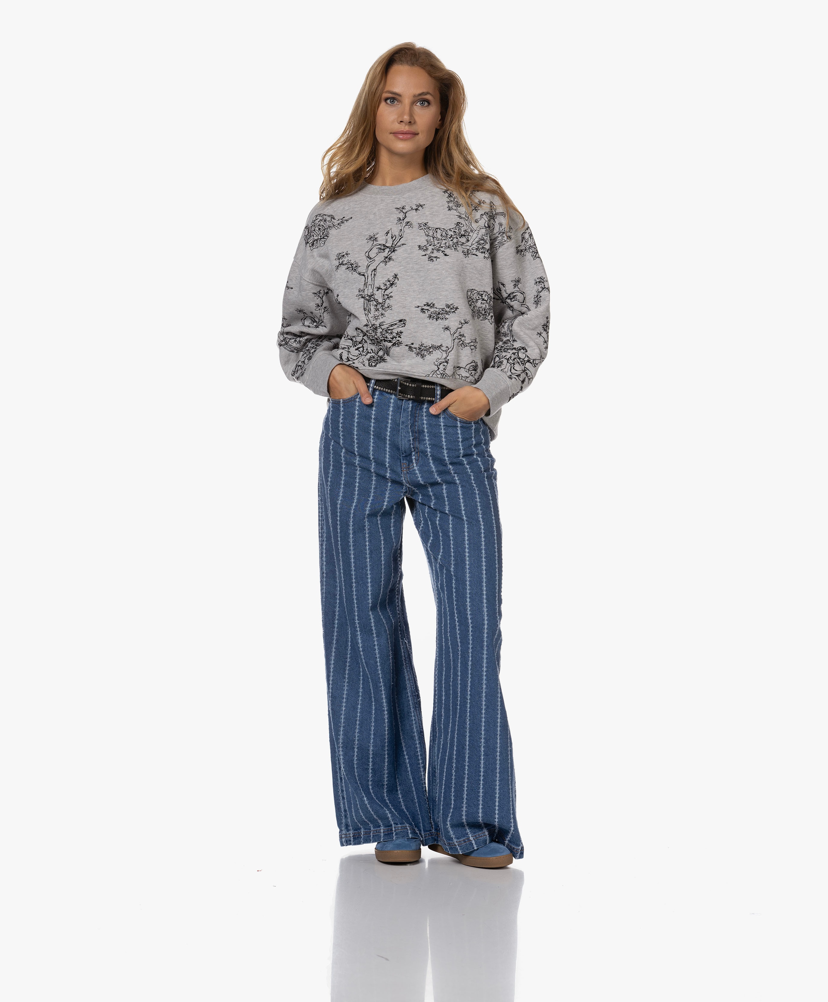 Friede Sweater Met Borduursels