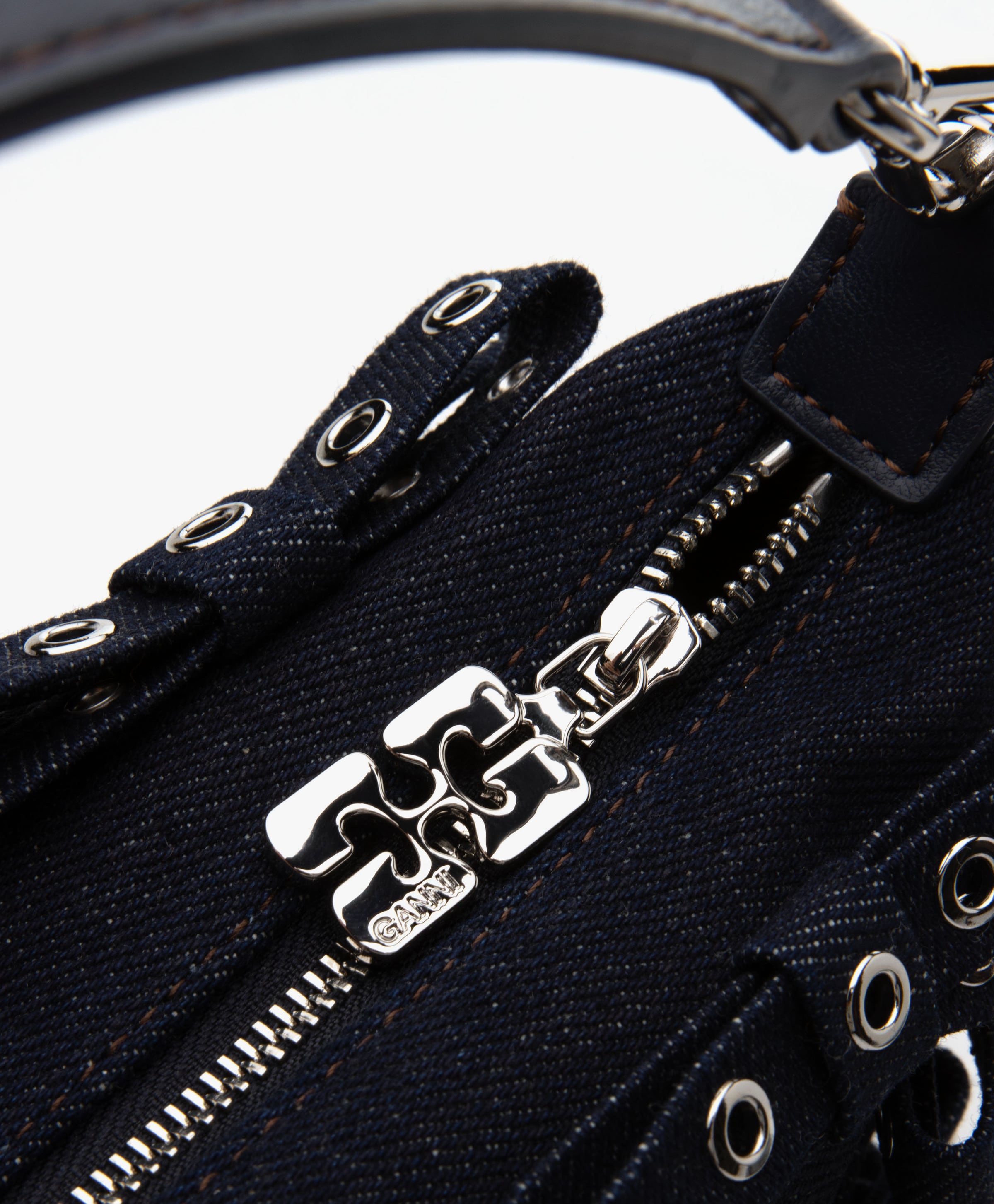 【GANNI】Small Butterfly Bow Eyelet Mix Denim Tote Bag butterfly small pouch bow eyelet bag in mix denim – Twigs