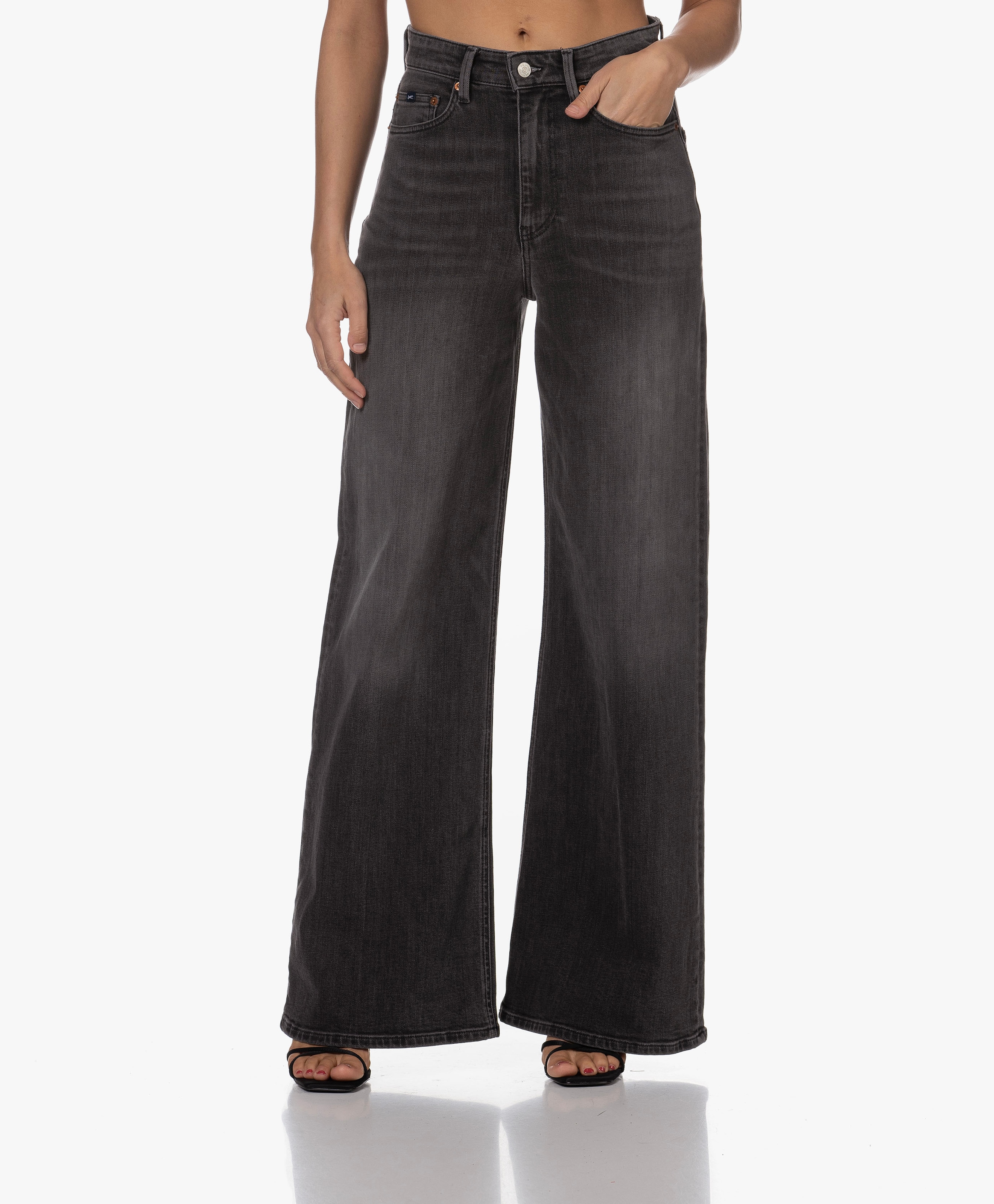Miku Wide Leg Jeans