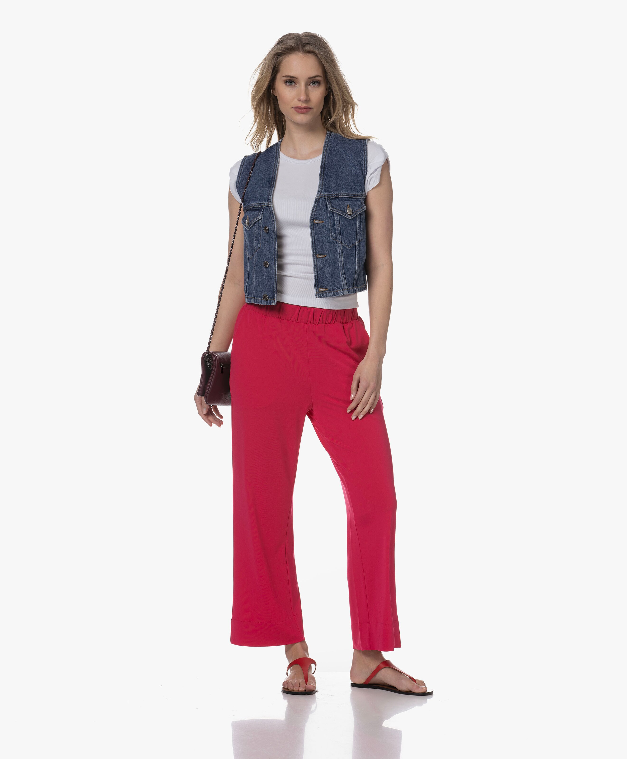 LOOK-553893