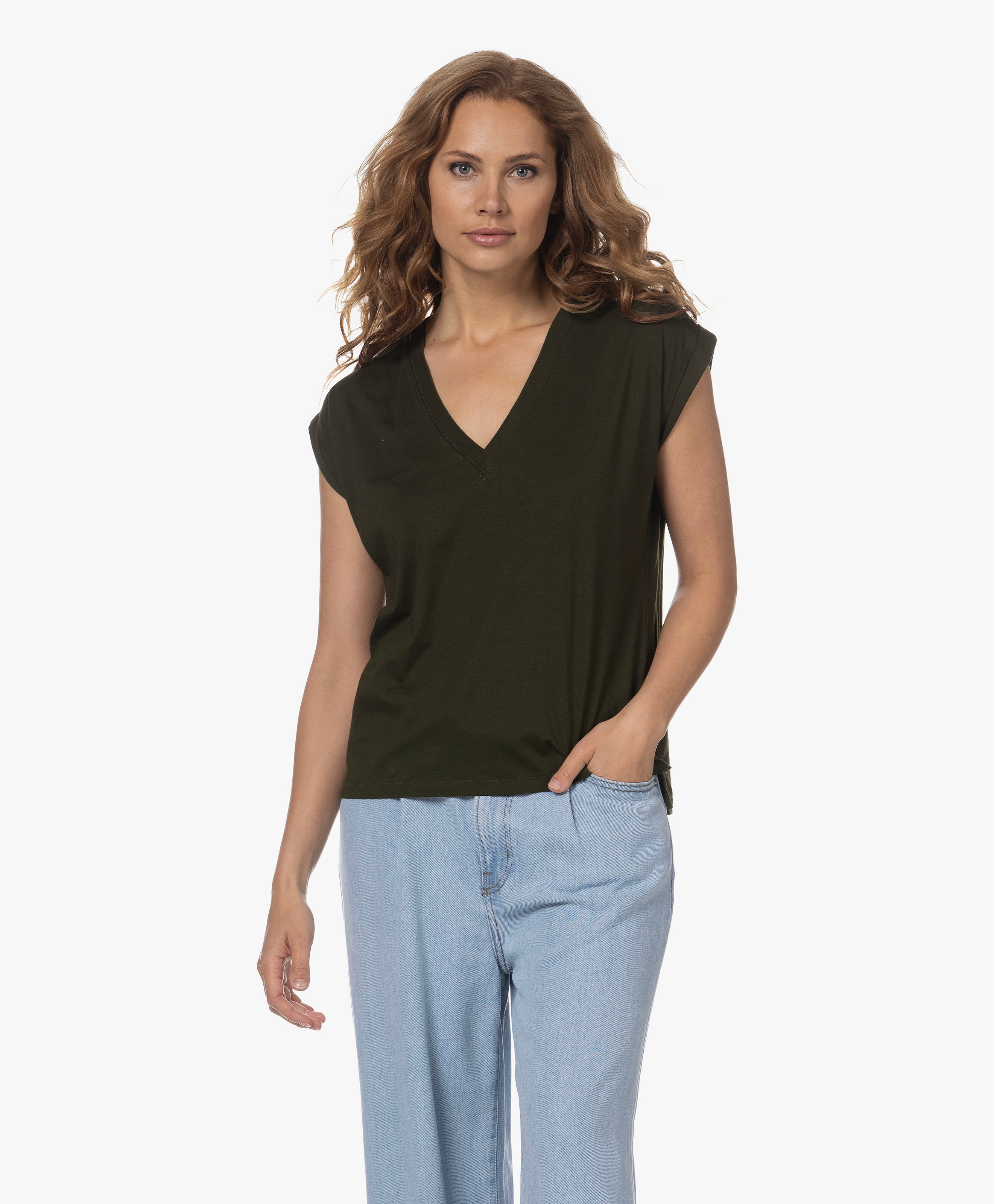 Easy V-Neck Tee