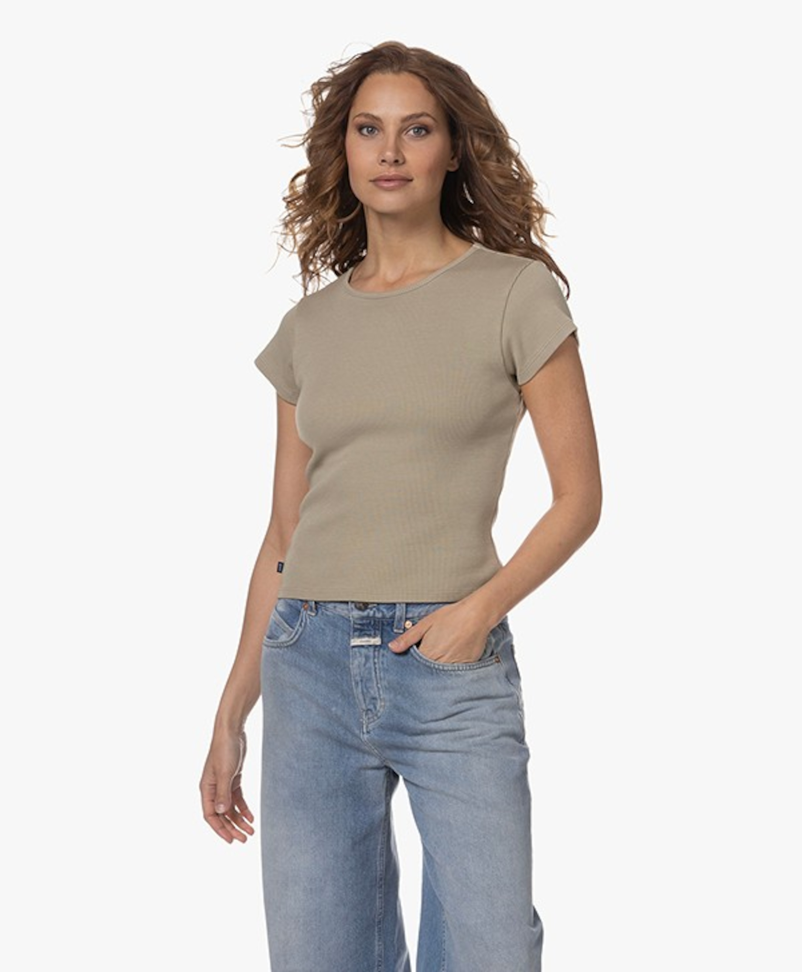 Akachan Cropped Ribbed T-shirt